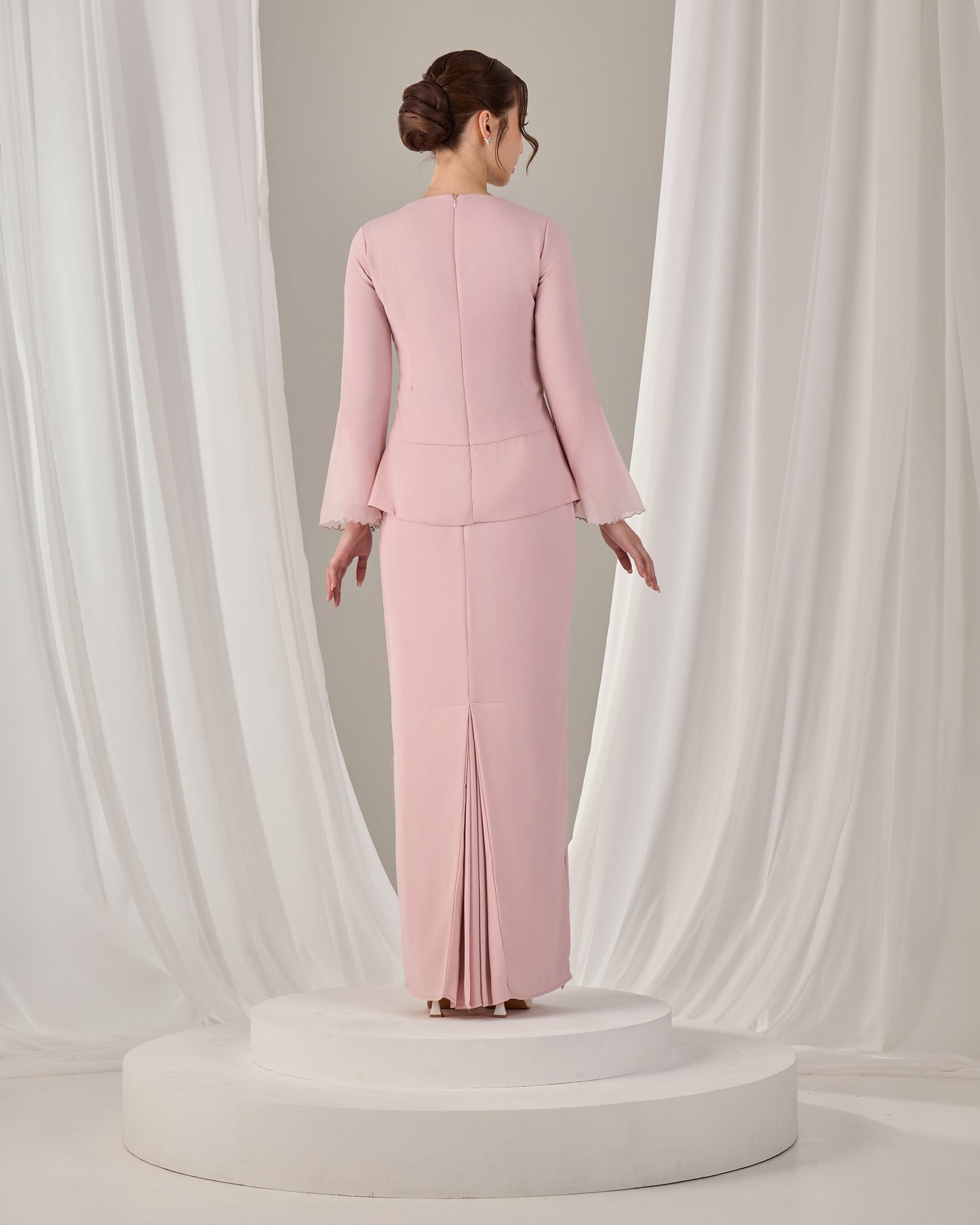 MINOR DEFECT SERENE KURUNG (PINK)