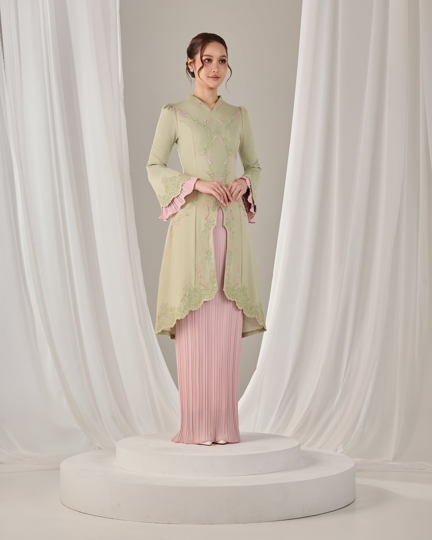 ISYRA KURUNG (MATCHA) PRE ORDER