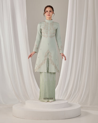 ISYANA KURUNG (GREEN TEA)