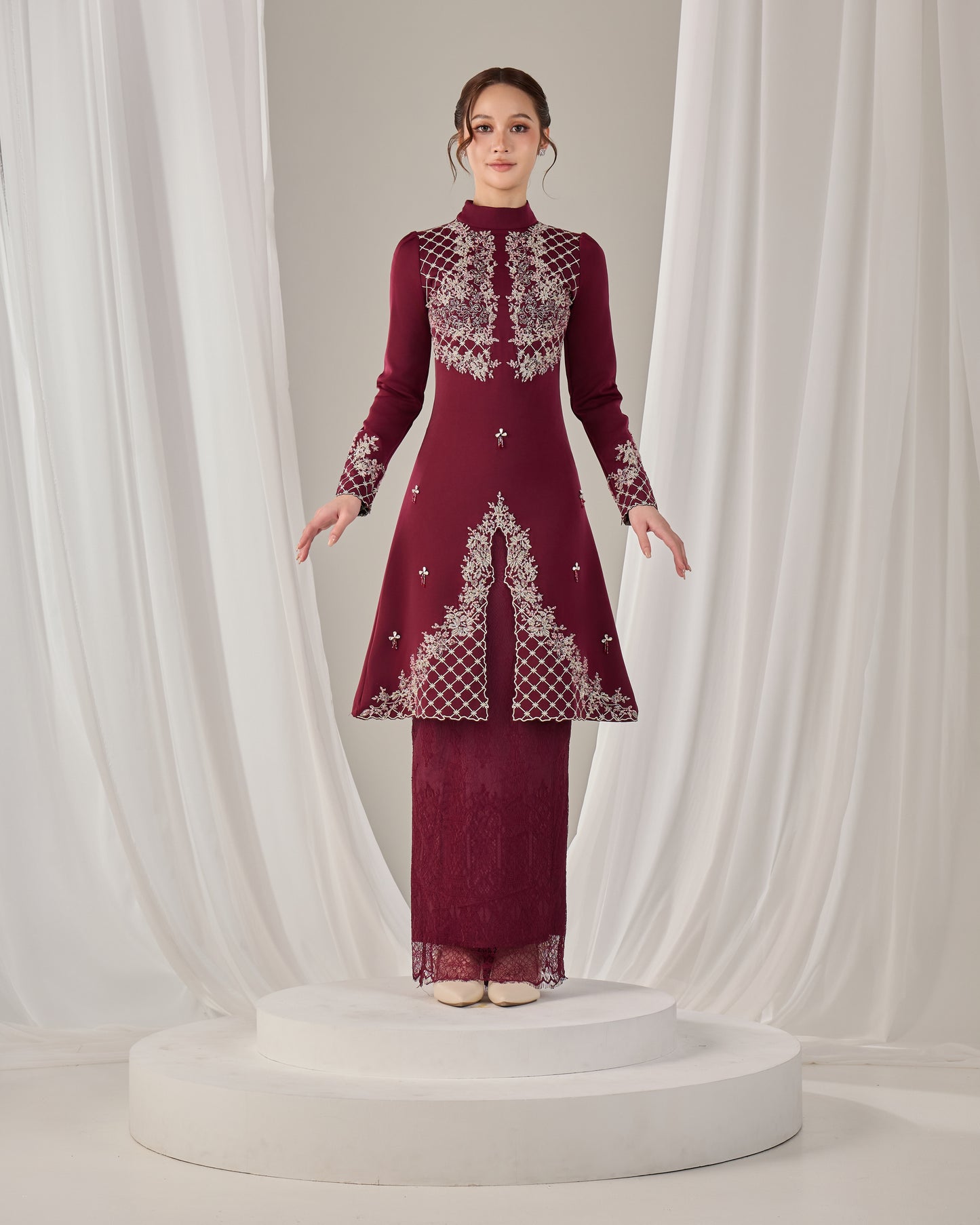 ISYANA KURUNG (BURGUNDY)