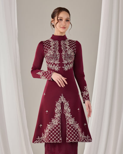 ISYANA KURUNG (BURGUNDY)