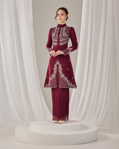 ISYANA KURUNG (BURGUNDY)