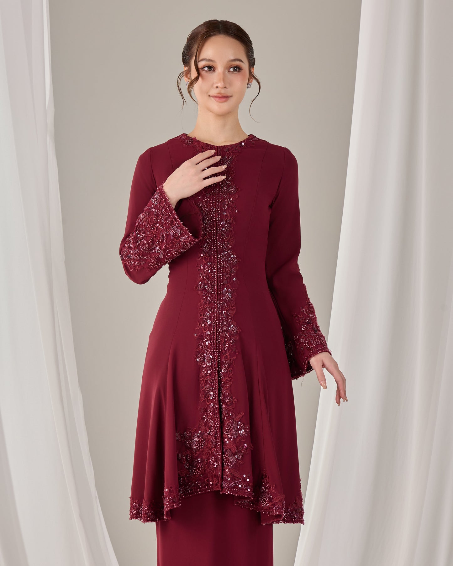 MINOR DEFECT NAEEMA KEBARUNG (BURGUNDY)