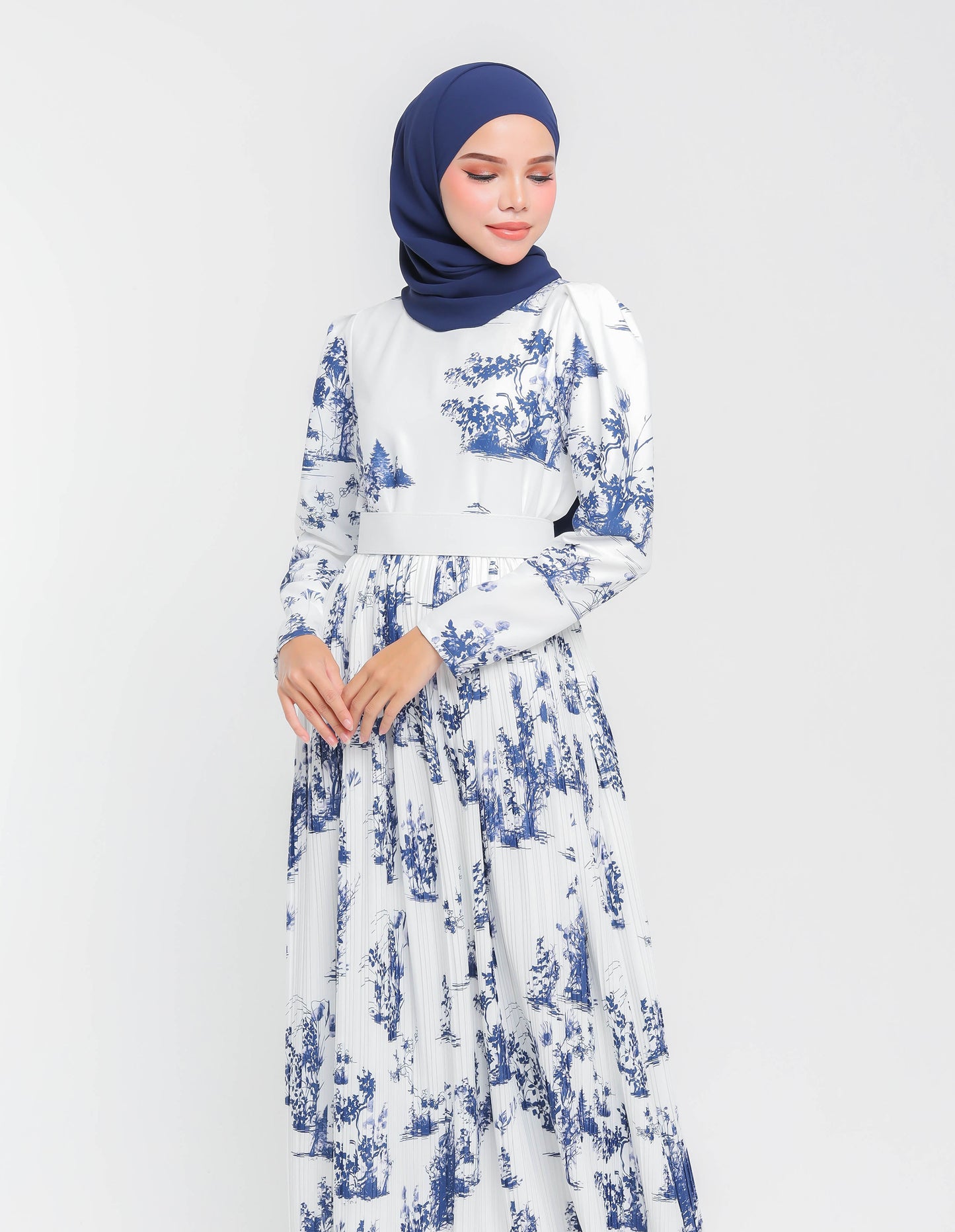 ROSIE PLEATED DRESS (NAVY BLUE)