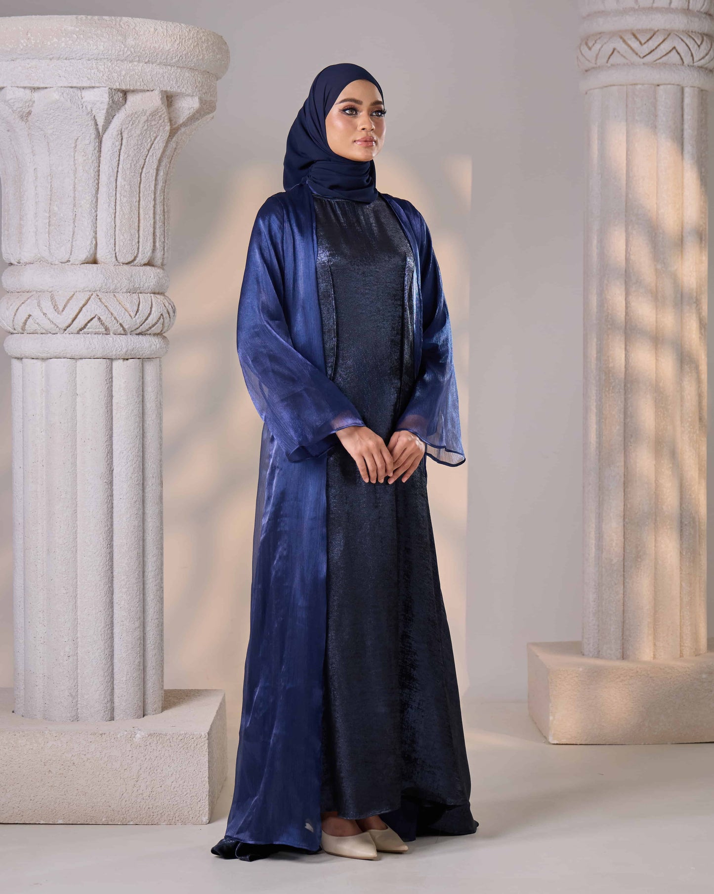 MINOR DEFECT ASMAA ABAYA (NAVY BLUE)