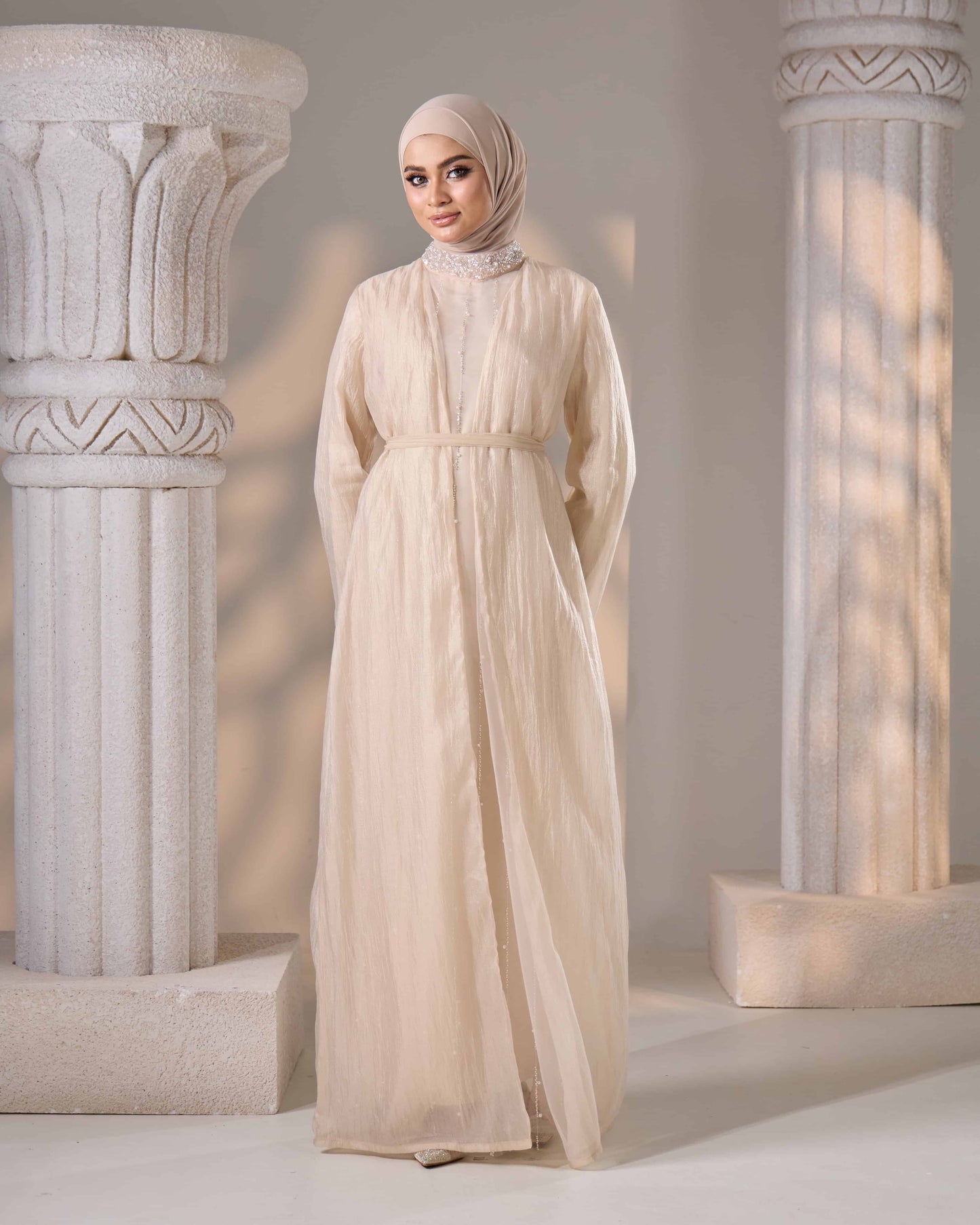 MAHA ABAYA (CHAMPAGNE)