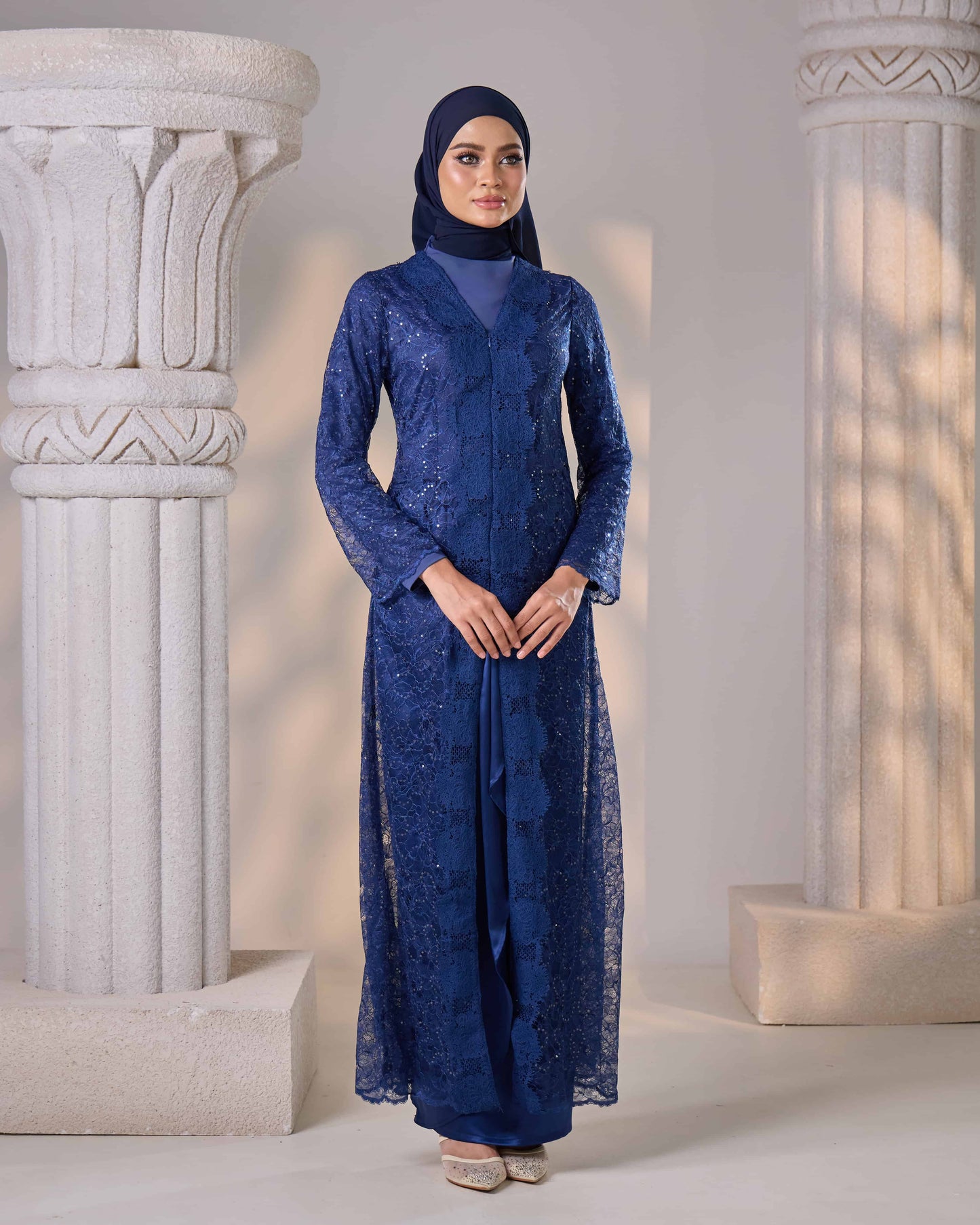 MINOR DEFECT REFA DRESS (NAVY BLUE)