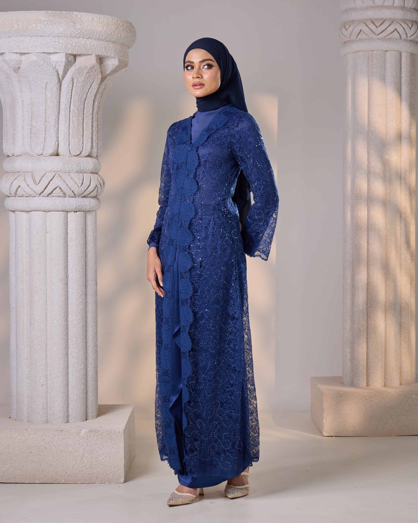 MINOR DEFECT REFA DRESS (NAVY BLUE)