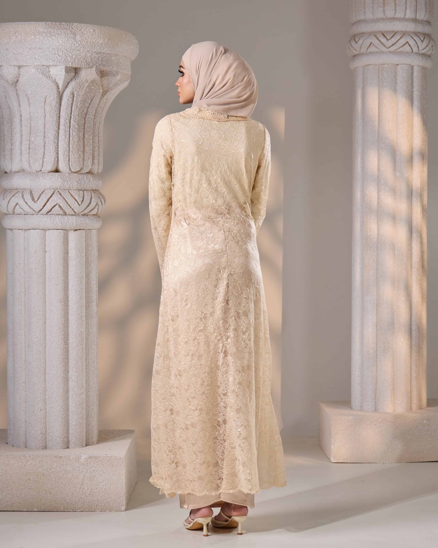 REFA DRESS (CHAMPAGNE)