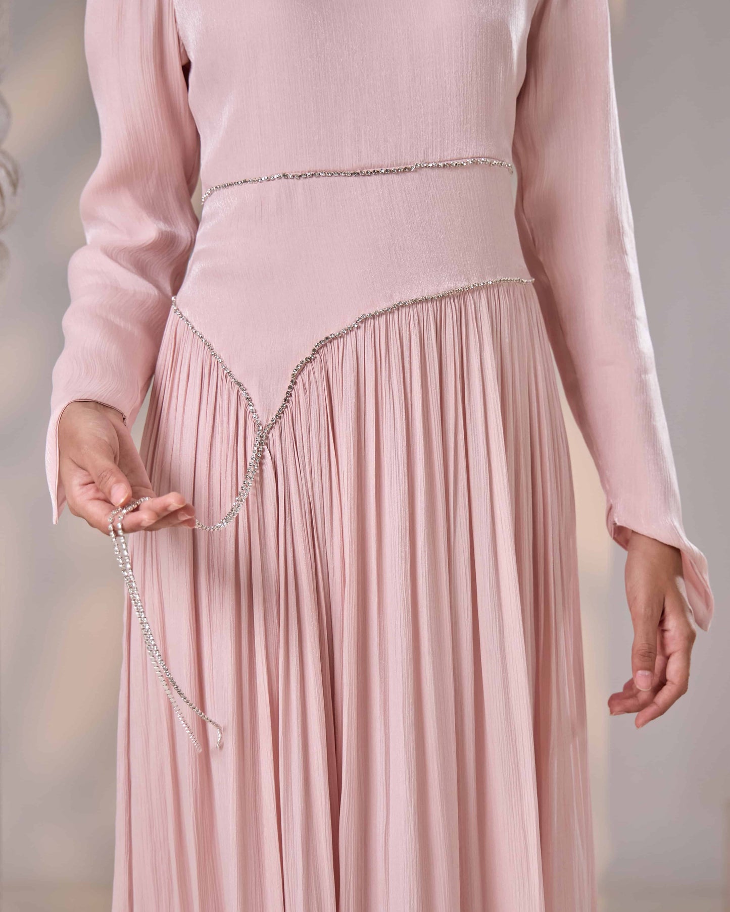 MINOR DEFECT KASRA DRESS (SOFT PINK)