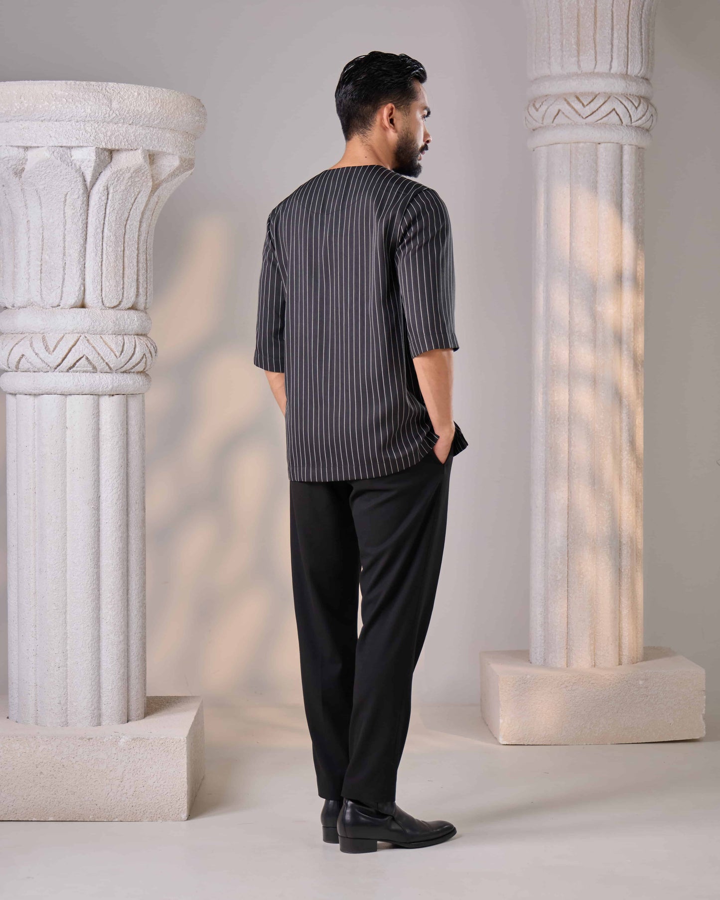 MINOR DEFECT FAHAD KURTA (BLACK)
