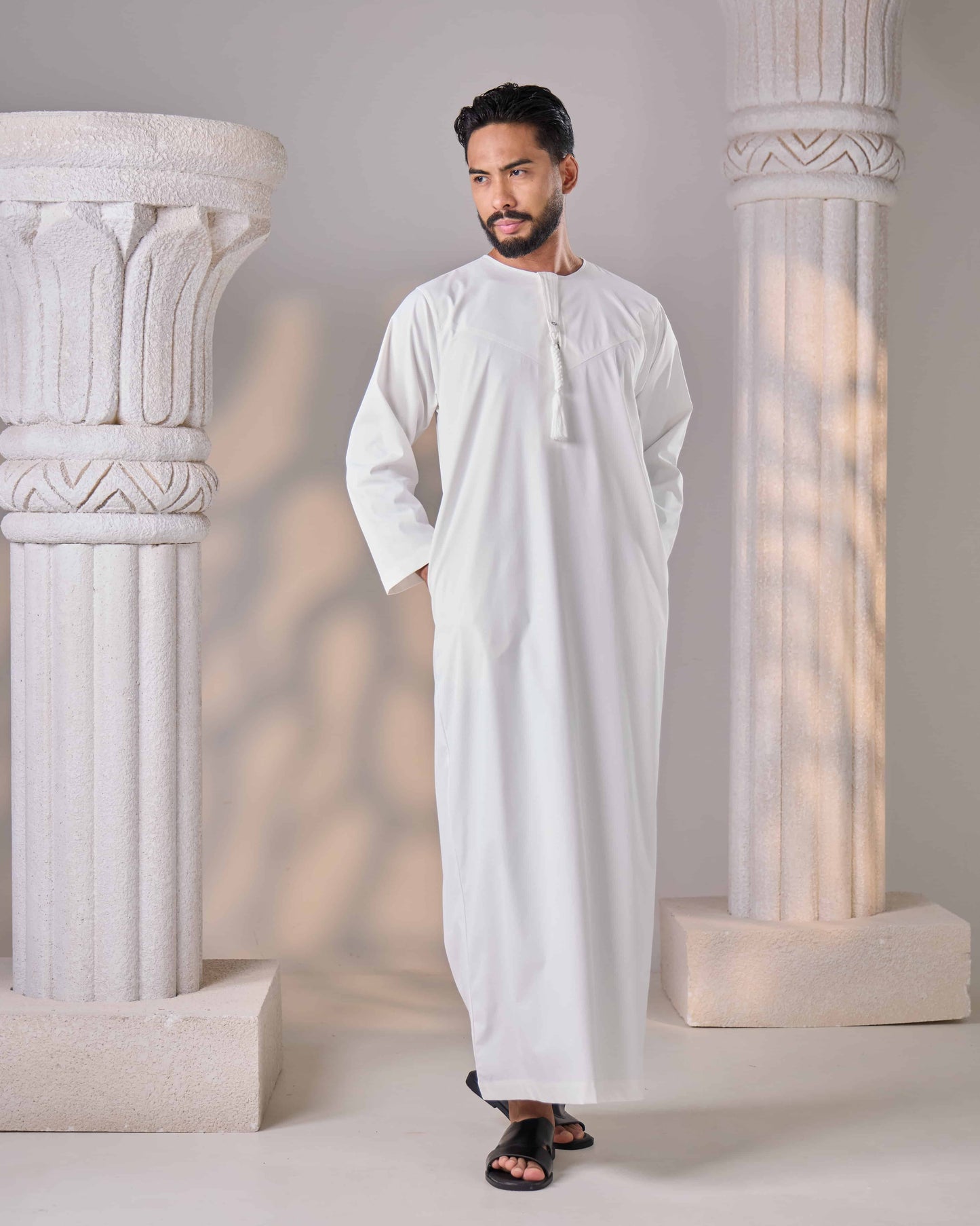MINOR DEFECT JUBAH MALIK (OFF WHITE)