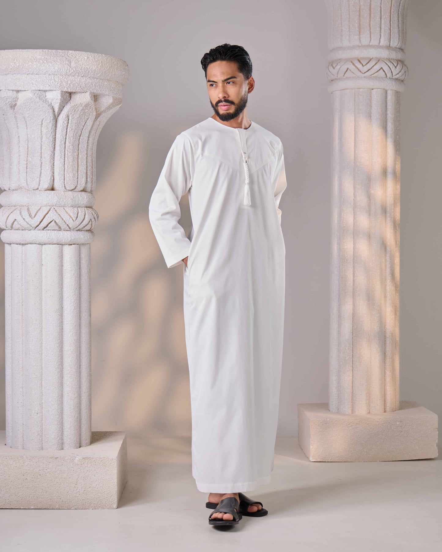 MINOR DEFECT JUBAH MALIK (OFF WHITE)