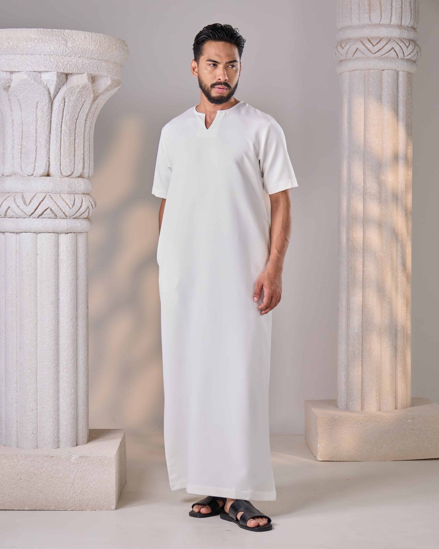 JUBAH HAQQ (OFF WHITE)