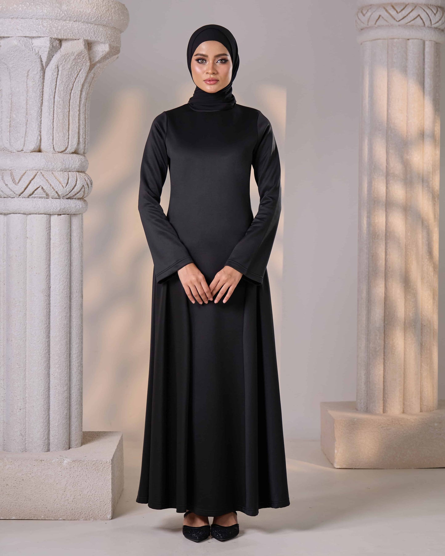 ELYZHA DRESS (BLACK)