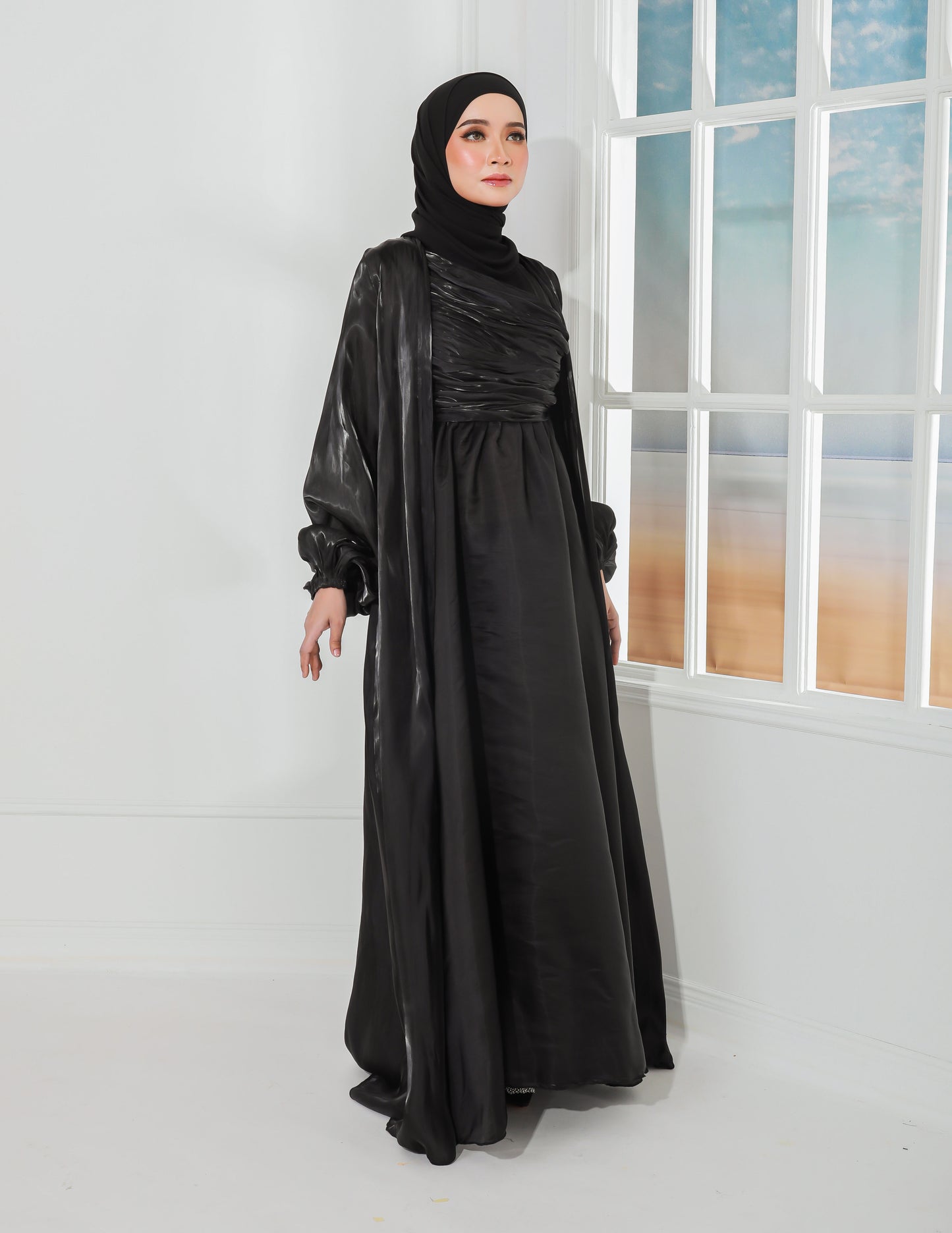 ATIFA ABAYA (BLACK)