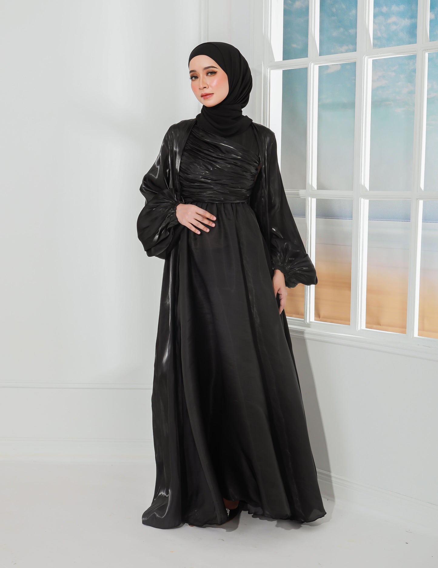 ATIFA ABAYA (BLACK)