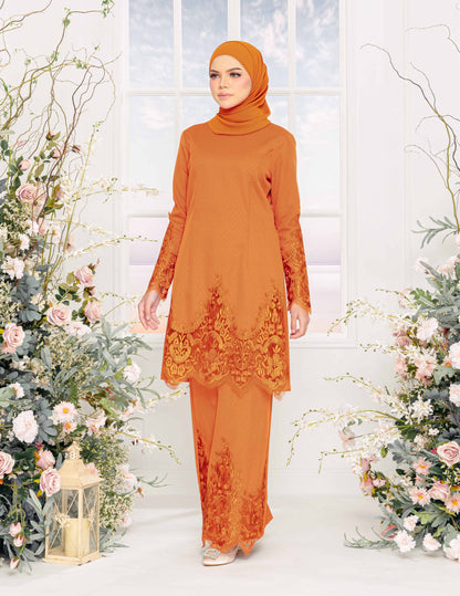 TARASARI KURUNG (BURNT ORANGE)