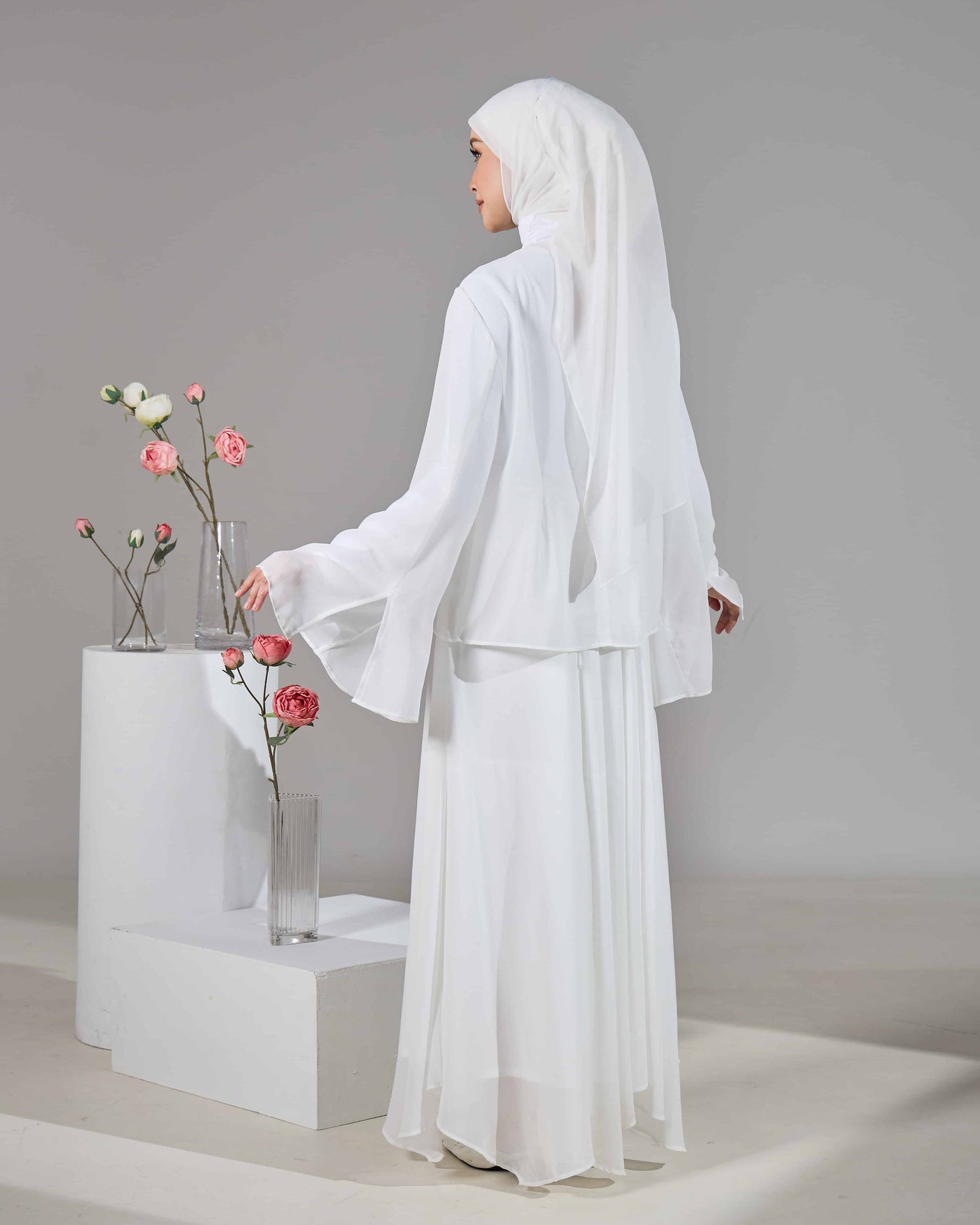 MINOR DEFECT ELINDA TIE-DRESS (OFF WHITE)