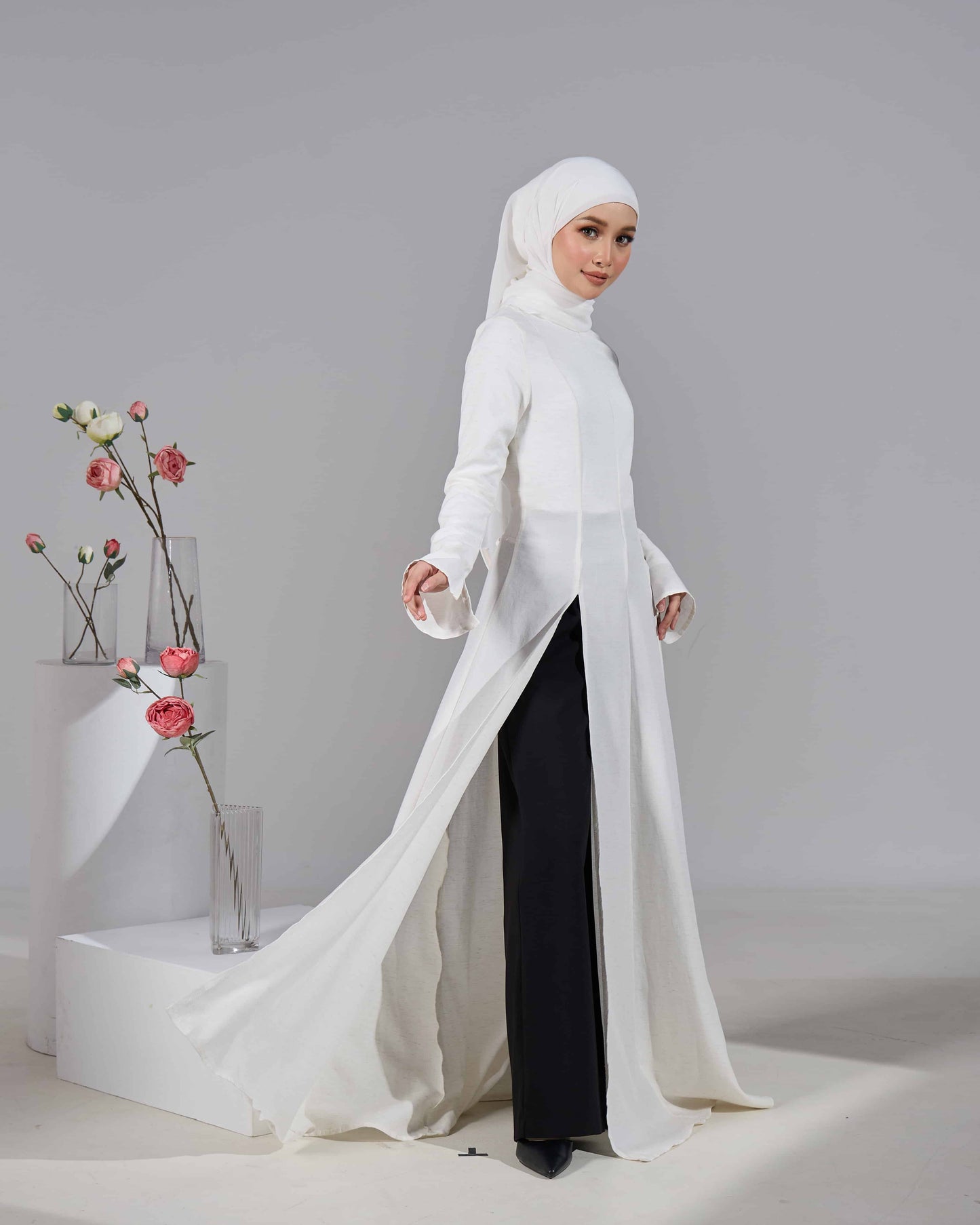 MINOR DEFECT VELORA DRESS (OFF WHITE)