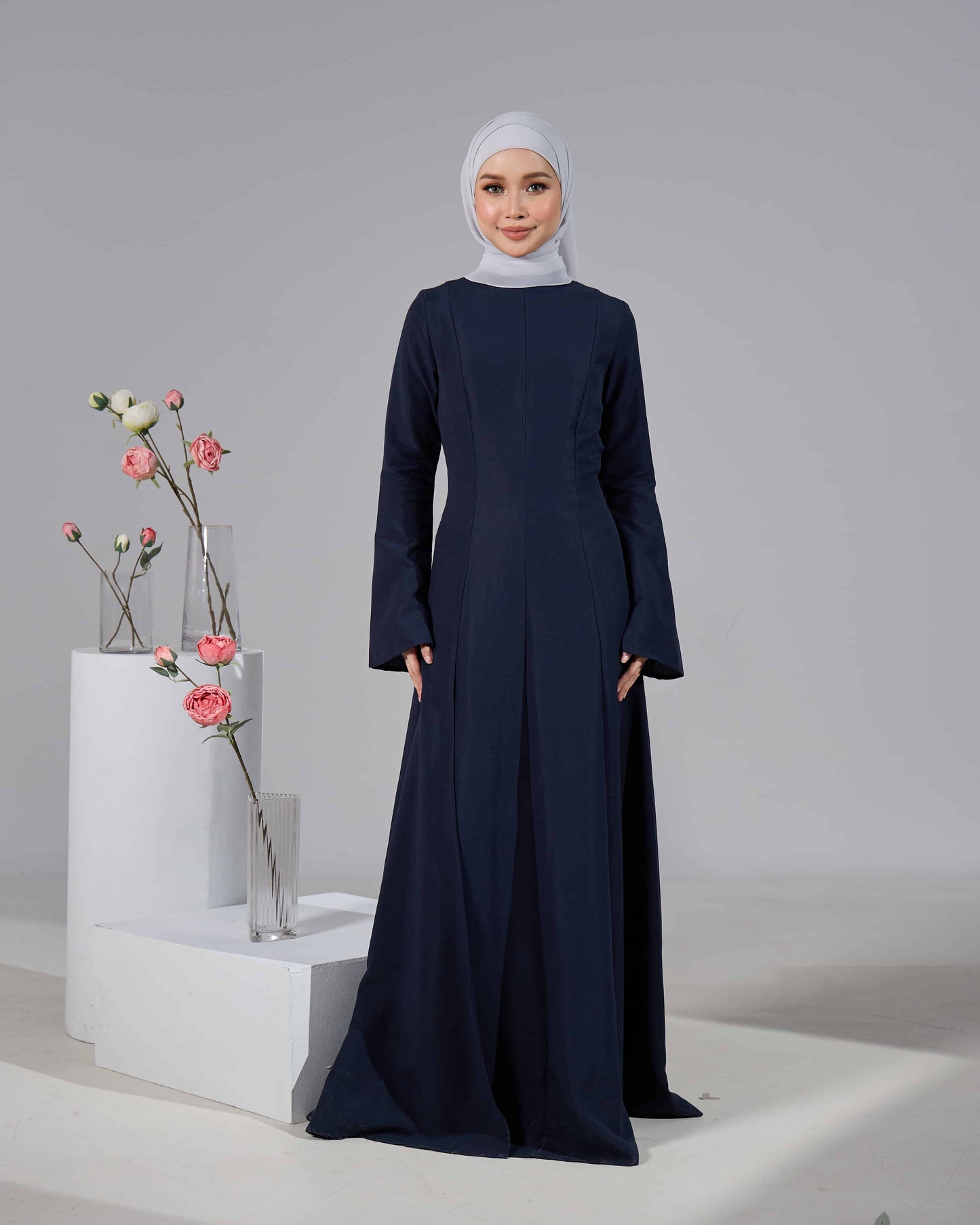 MINOR DEFECT VELORA DRESS (NAVY BLUE)