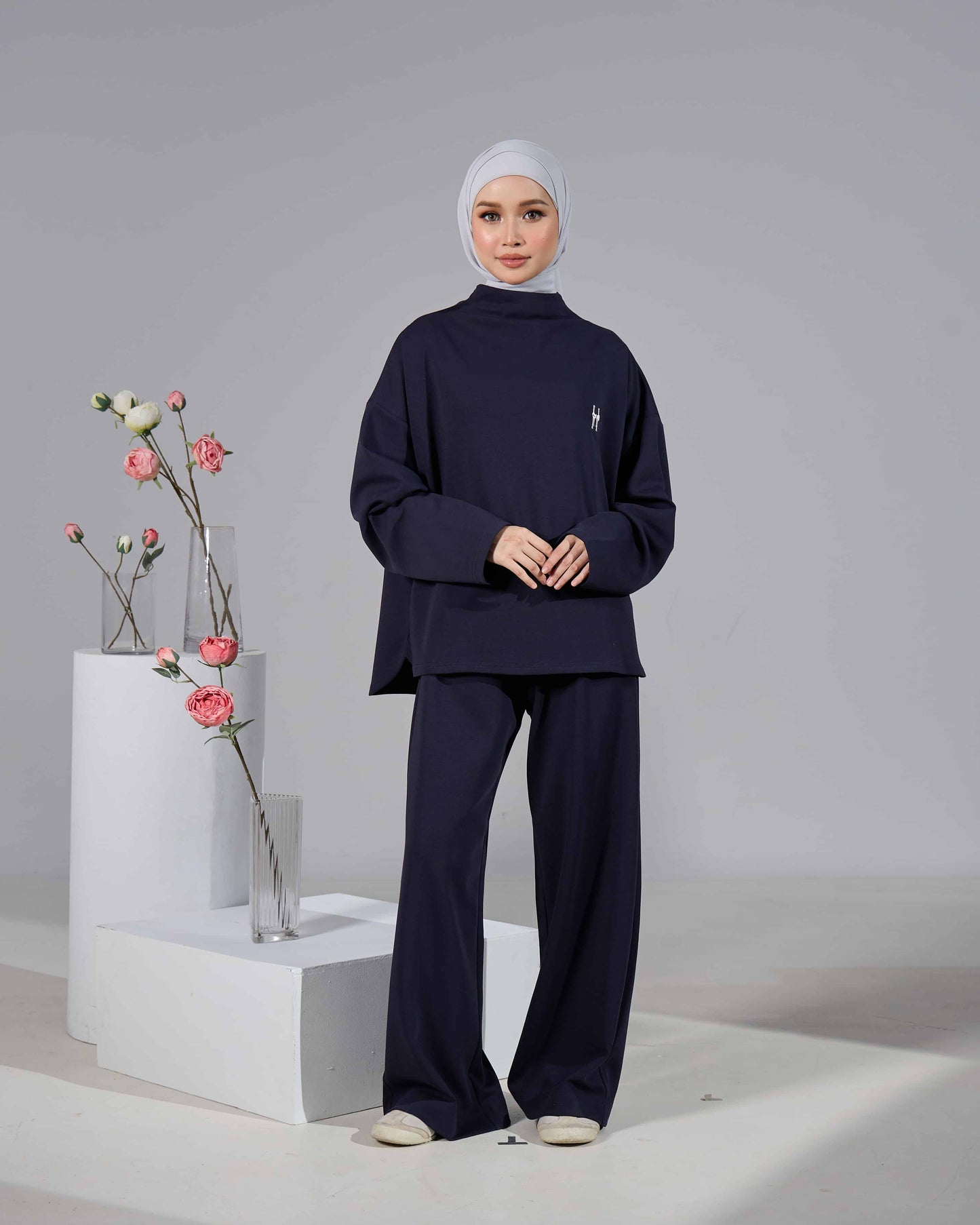 DAZY JUMPER (NAVY BLUE)