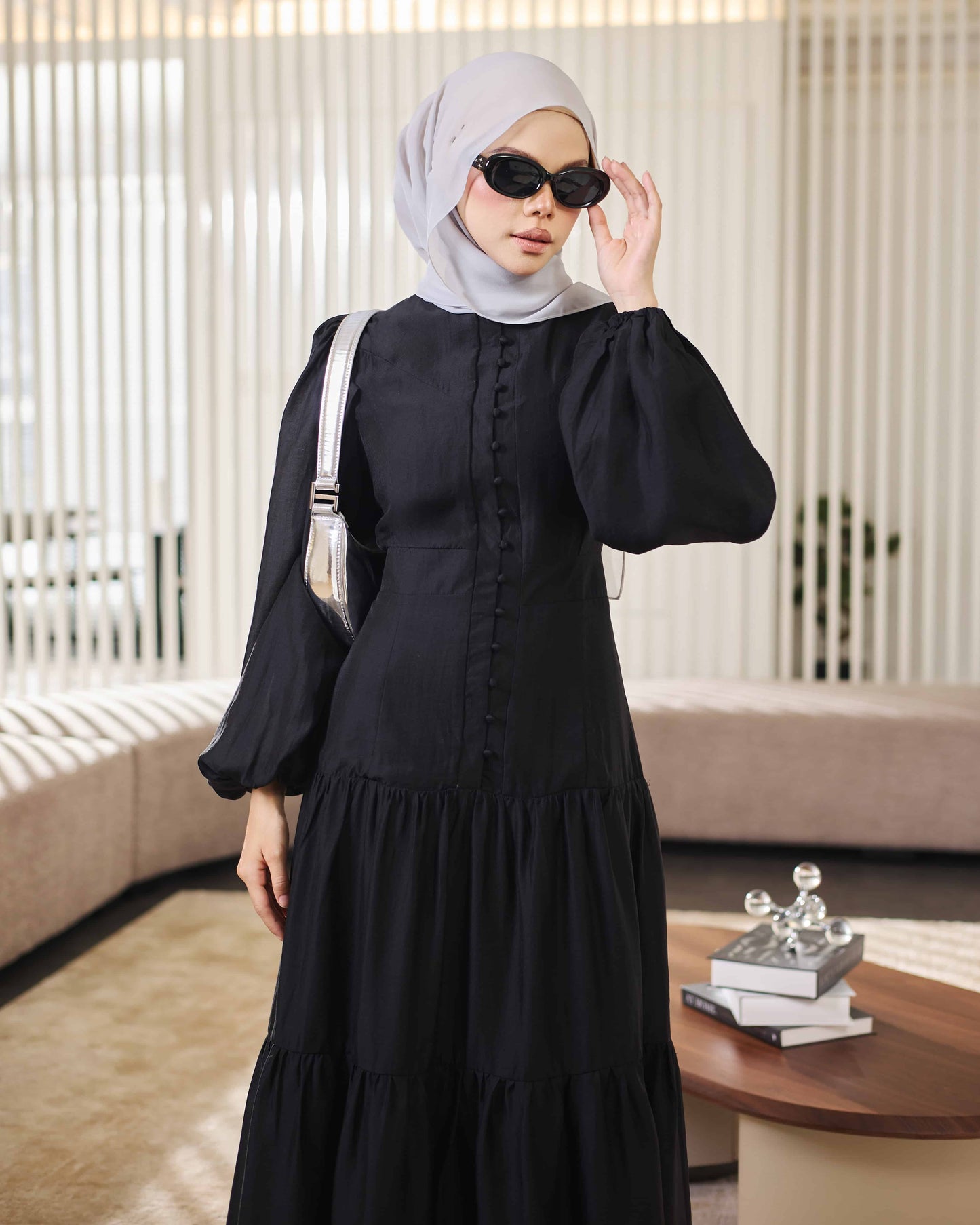 KEYLA BUTTON DRESS (BLACK)