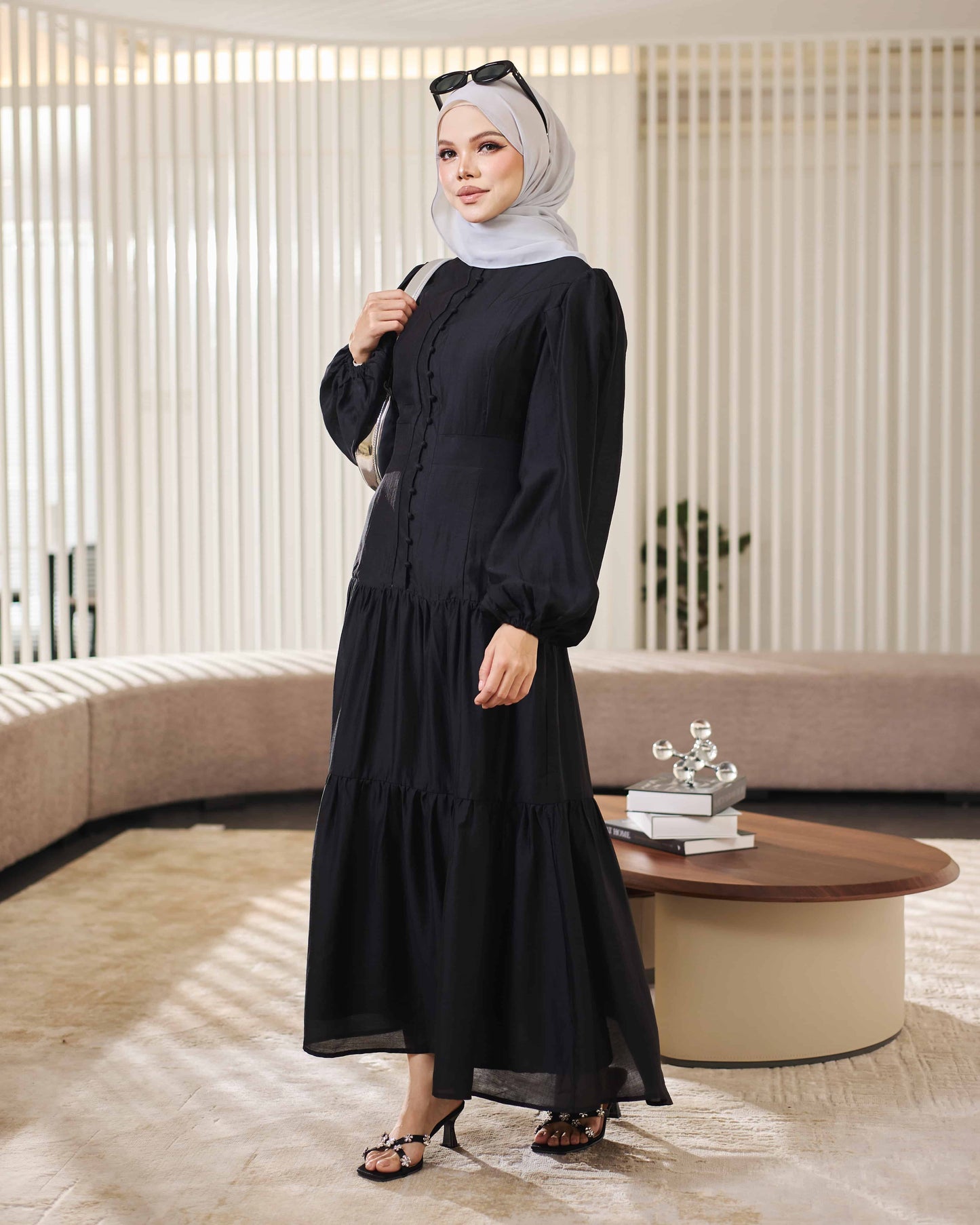 KEYLA BUTTON DRESS (BLACK)