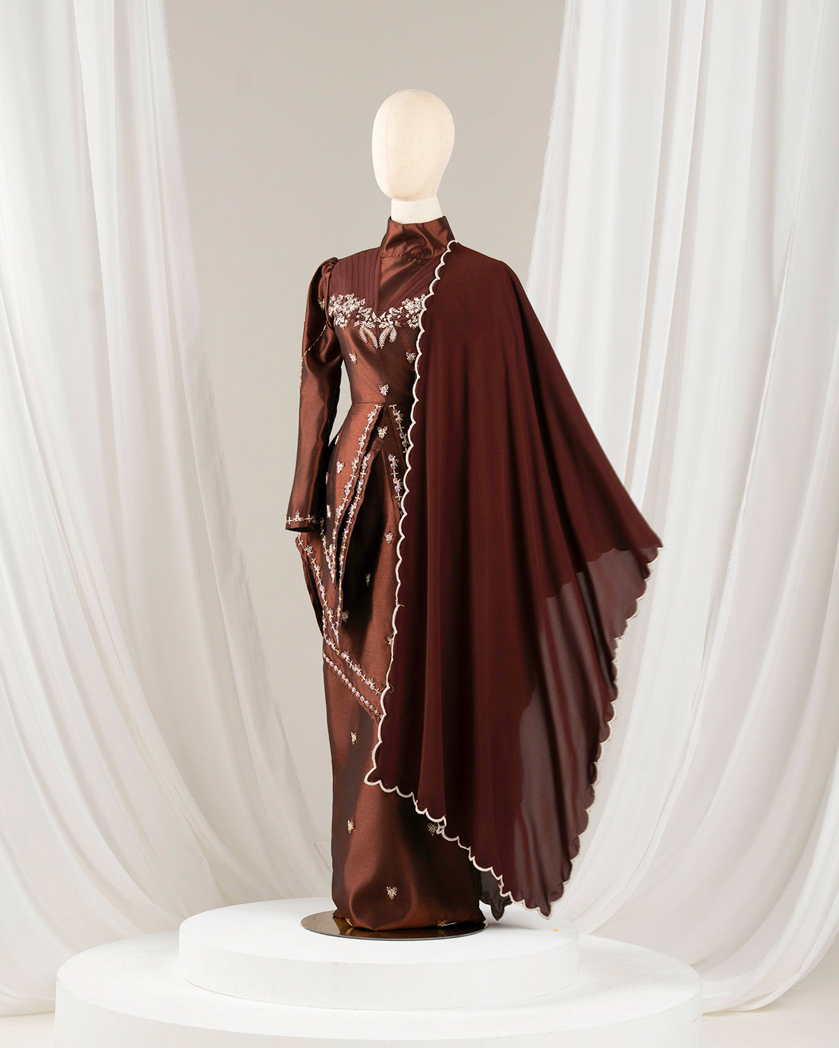 IRINA SELENDANG (RICH BROWN)