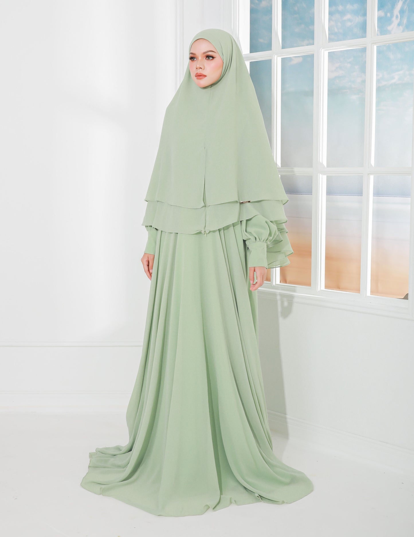 MINOR DEFECT AFSHA KHIMAR (GREEN TEA)