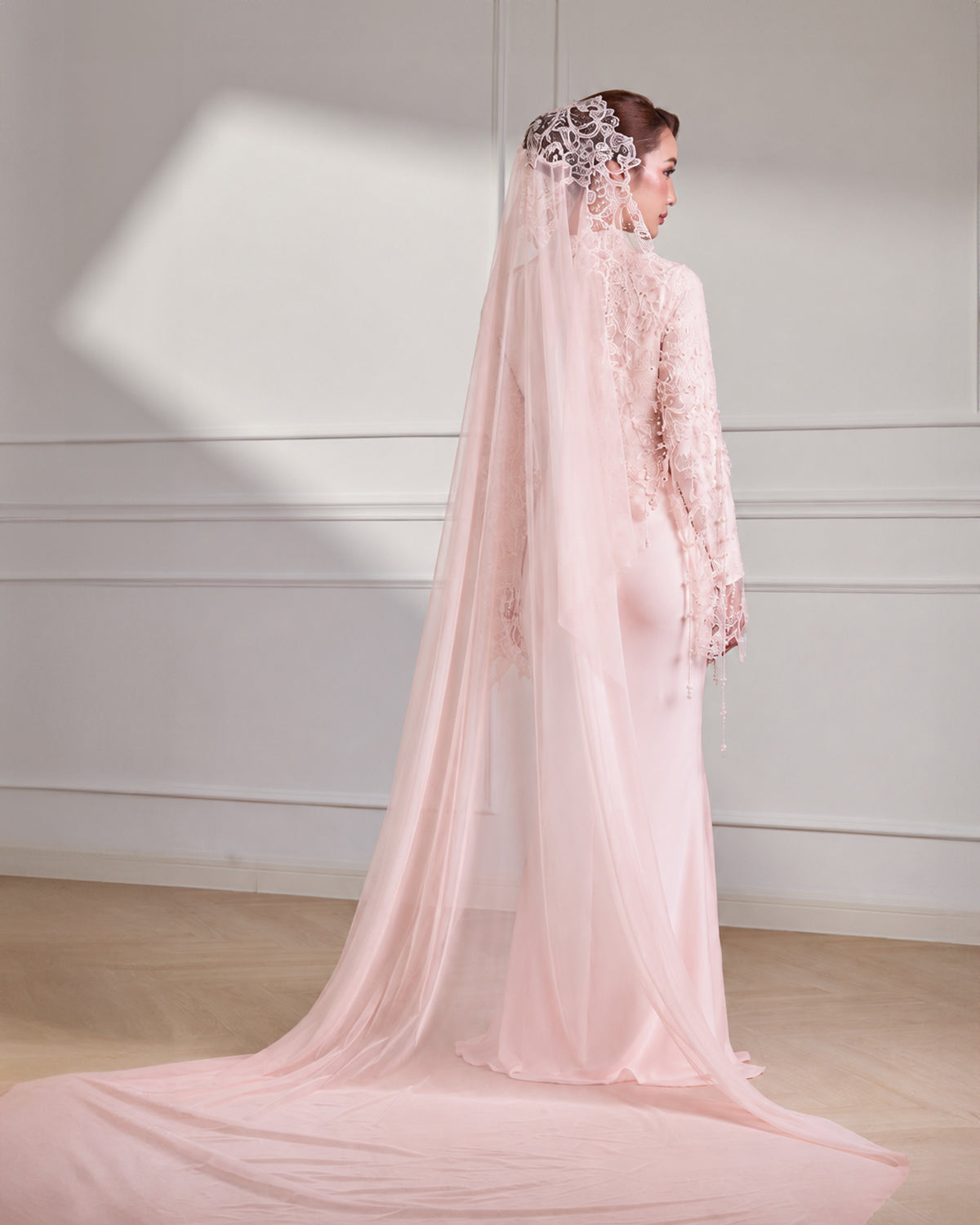 LUNEA VEIL (PINK)