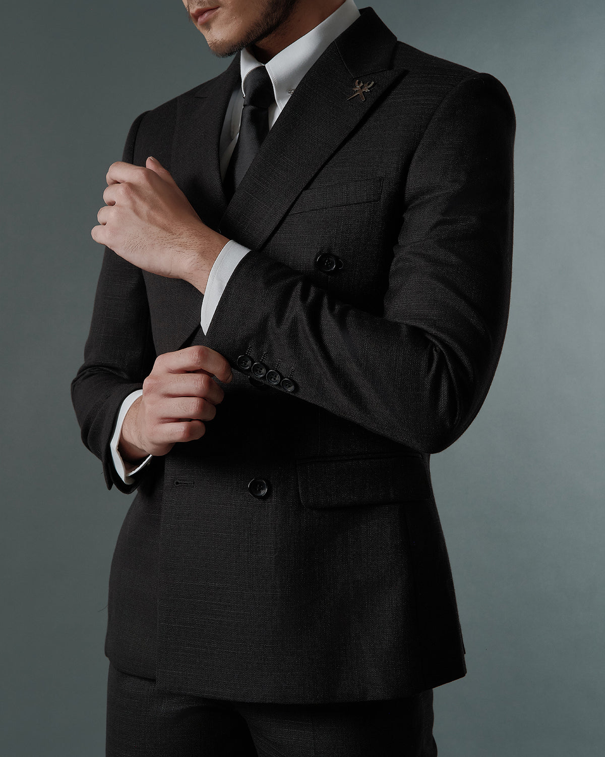 THE WINDSOR DOUBLE BREASTED SUIT (BLACK)