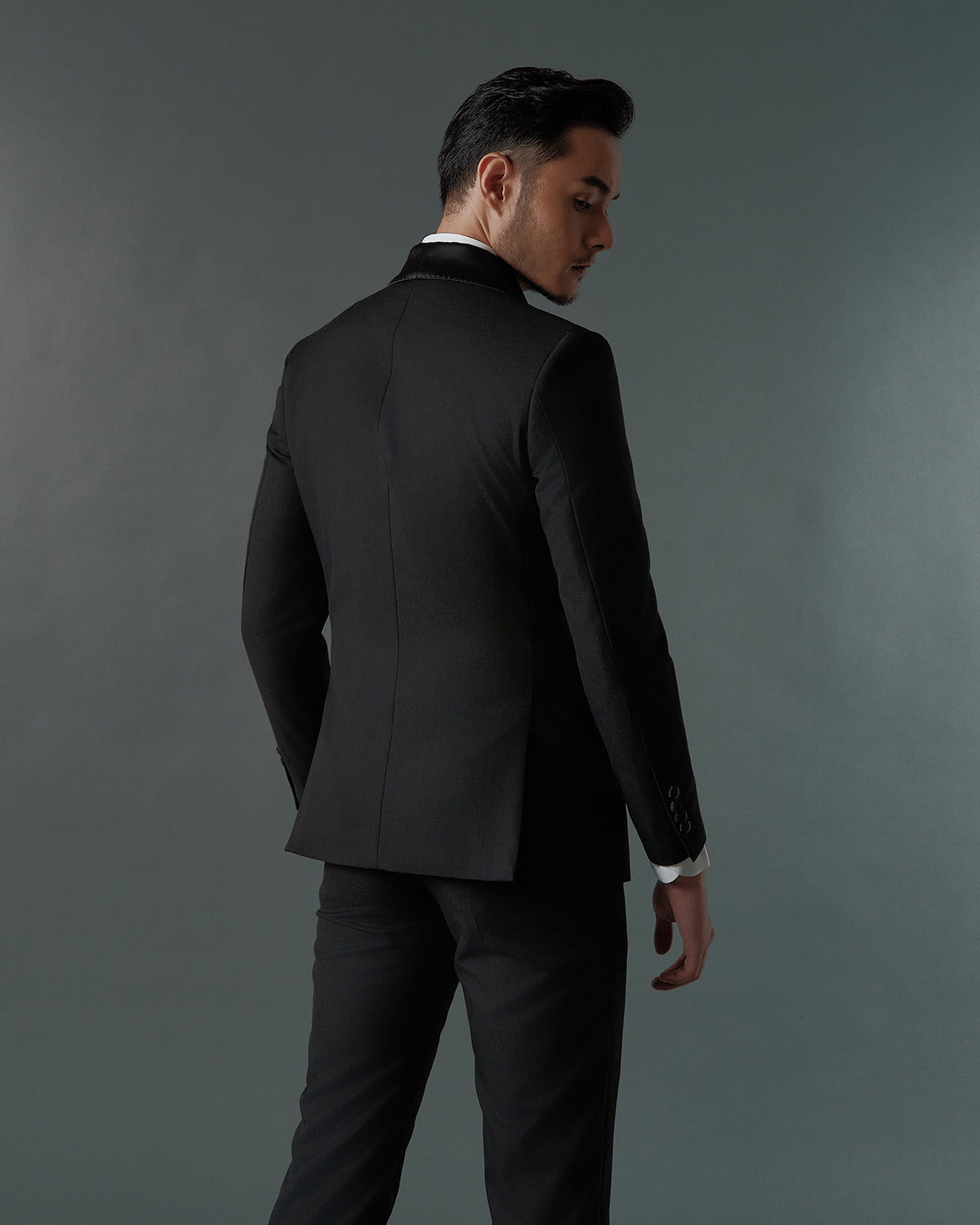 THE ASTOR DOUBLE BREASTED SUIT (BLACK)