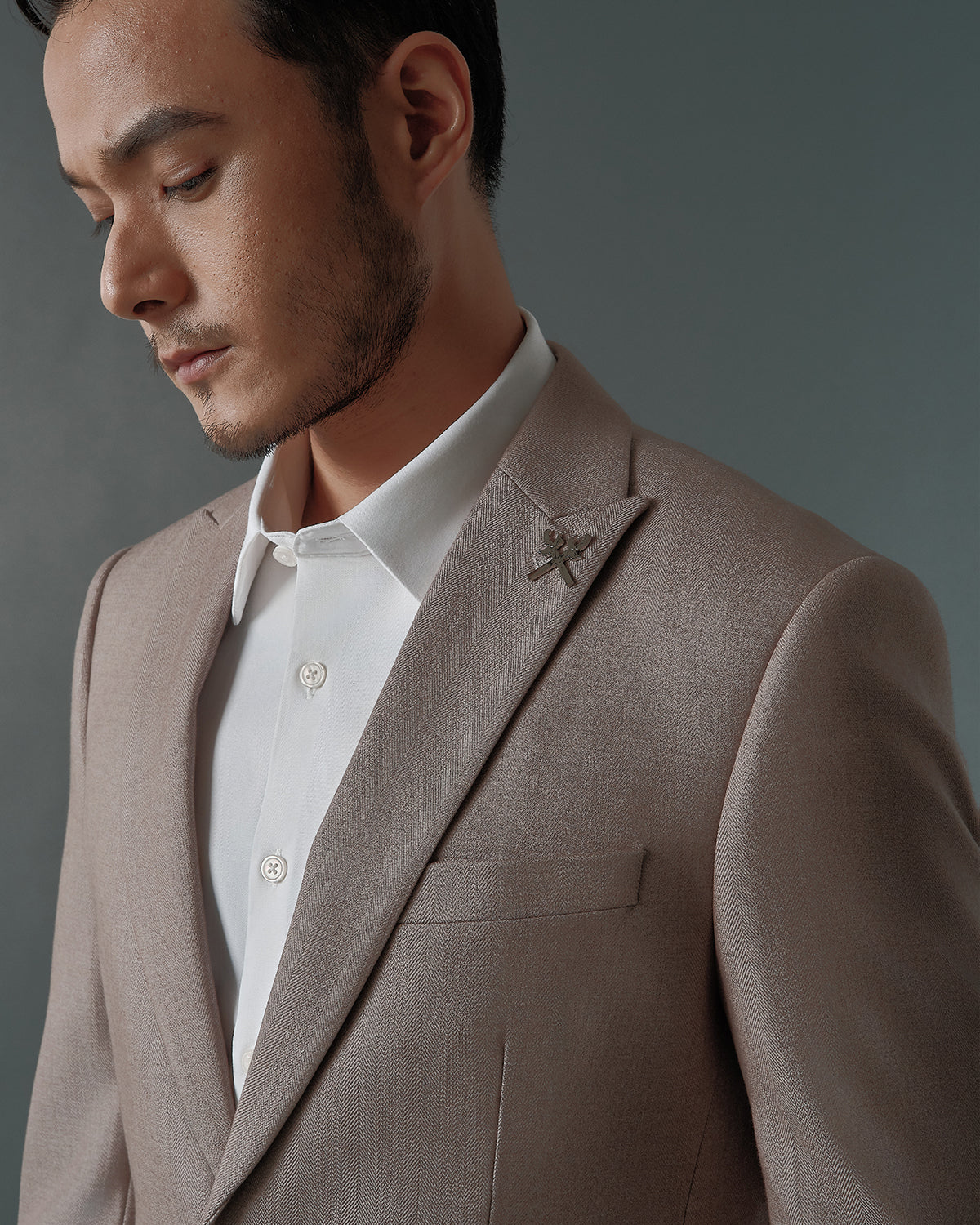 THE ALDEN SINGLE BREASTED SUIT (ALMOND BEIGE)