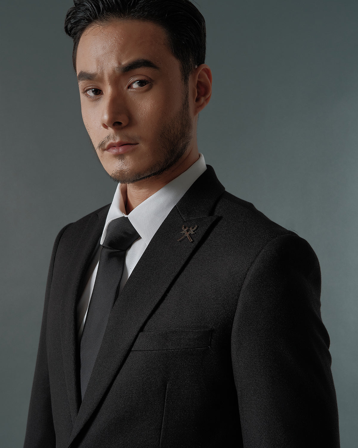THE SAVILE SINGLE BREASTED SUIT (BLACK)