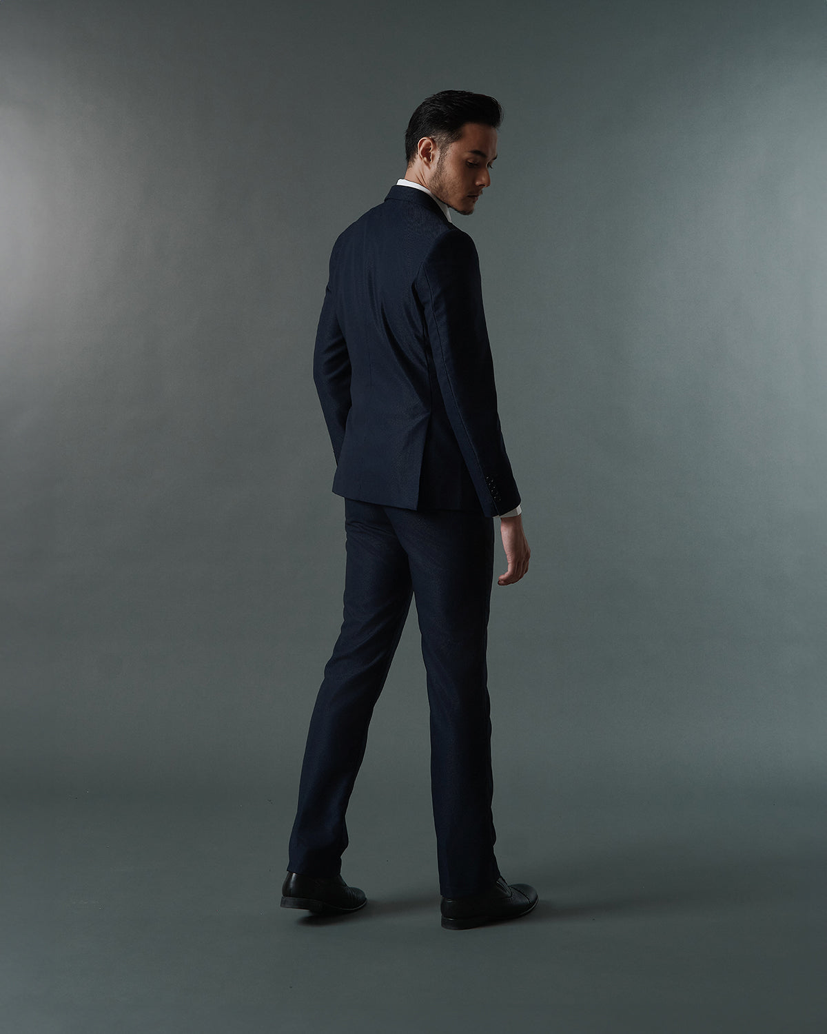 THE SINCLAIR SINGLE BREASTED SUIT (NAVY BLUE)