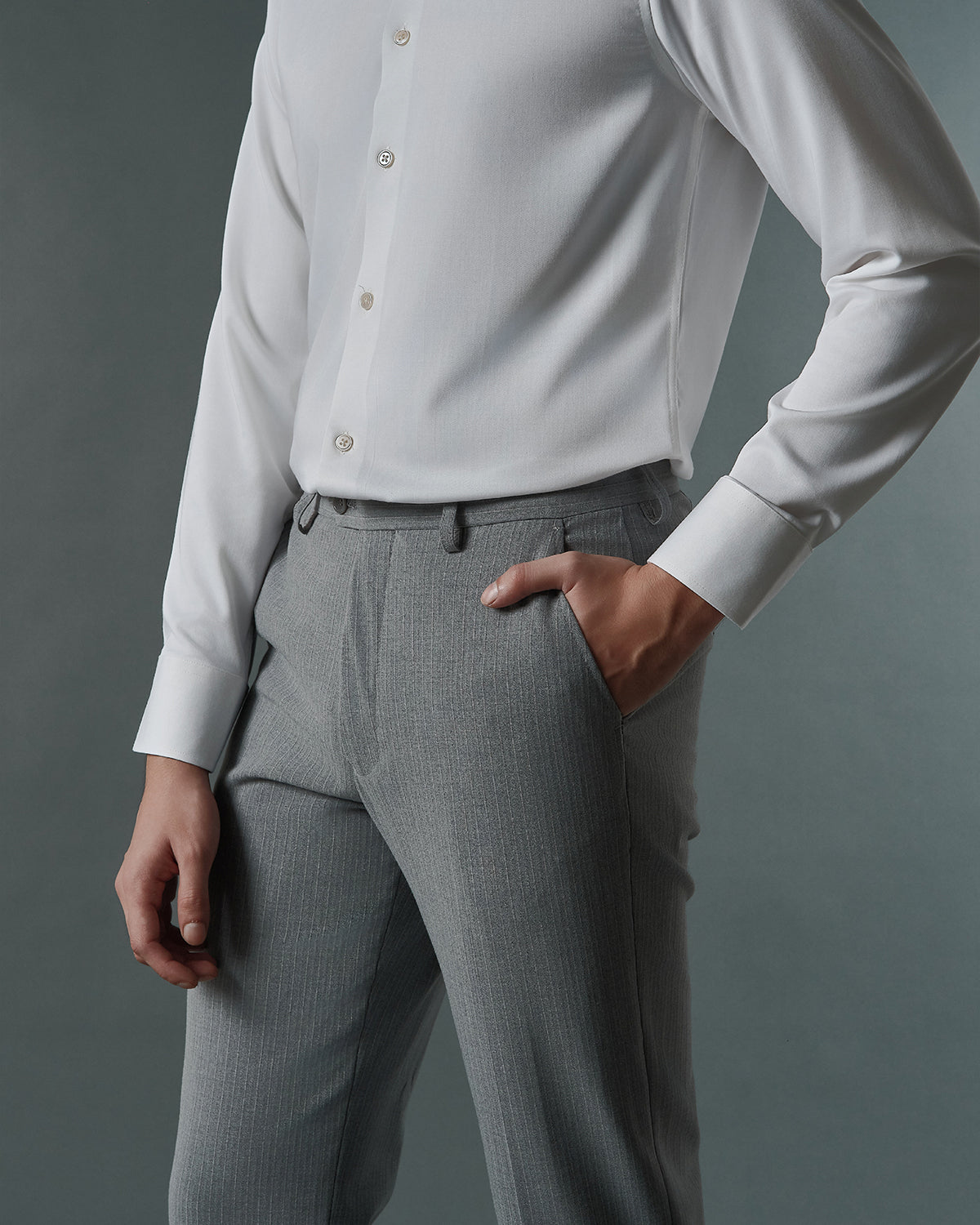 THE DOMINIC DOUBLE BREASTED SUIT (SILVER GREY)