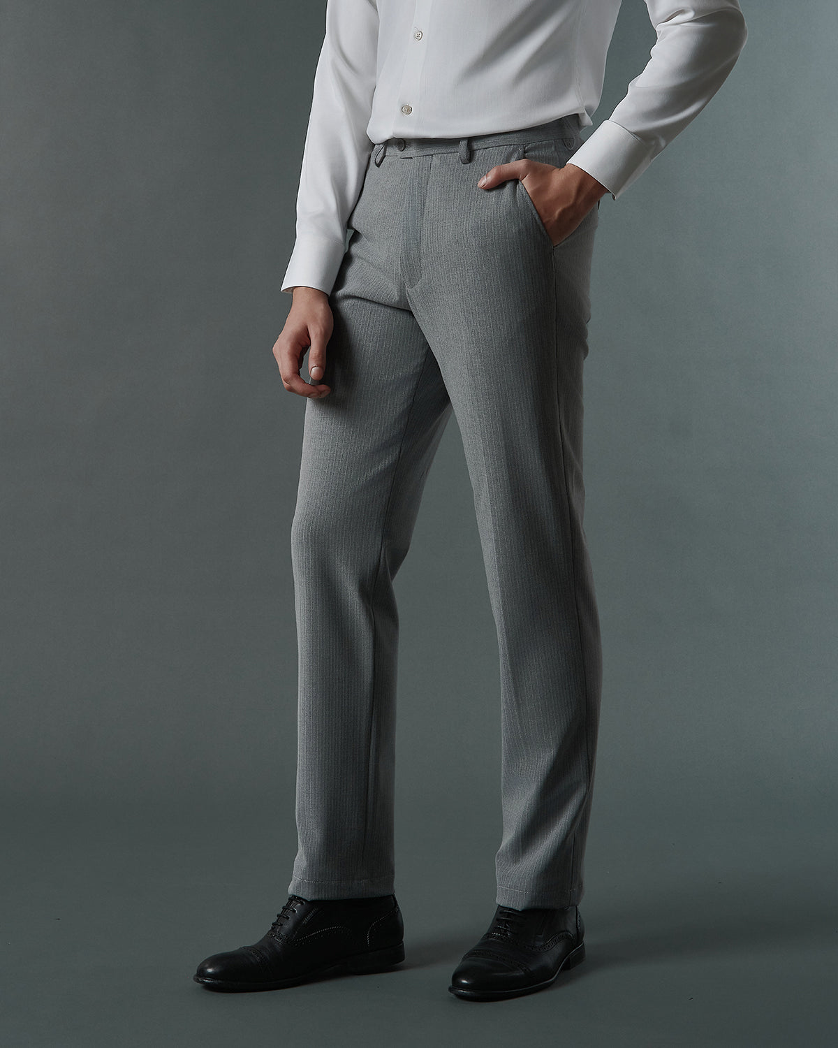 THE DOMINIC DOUBLE BREASTED SUIT (SILVER GREY)