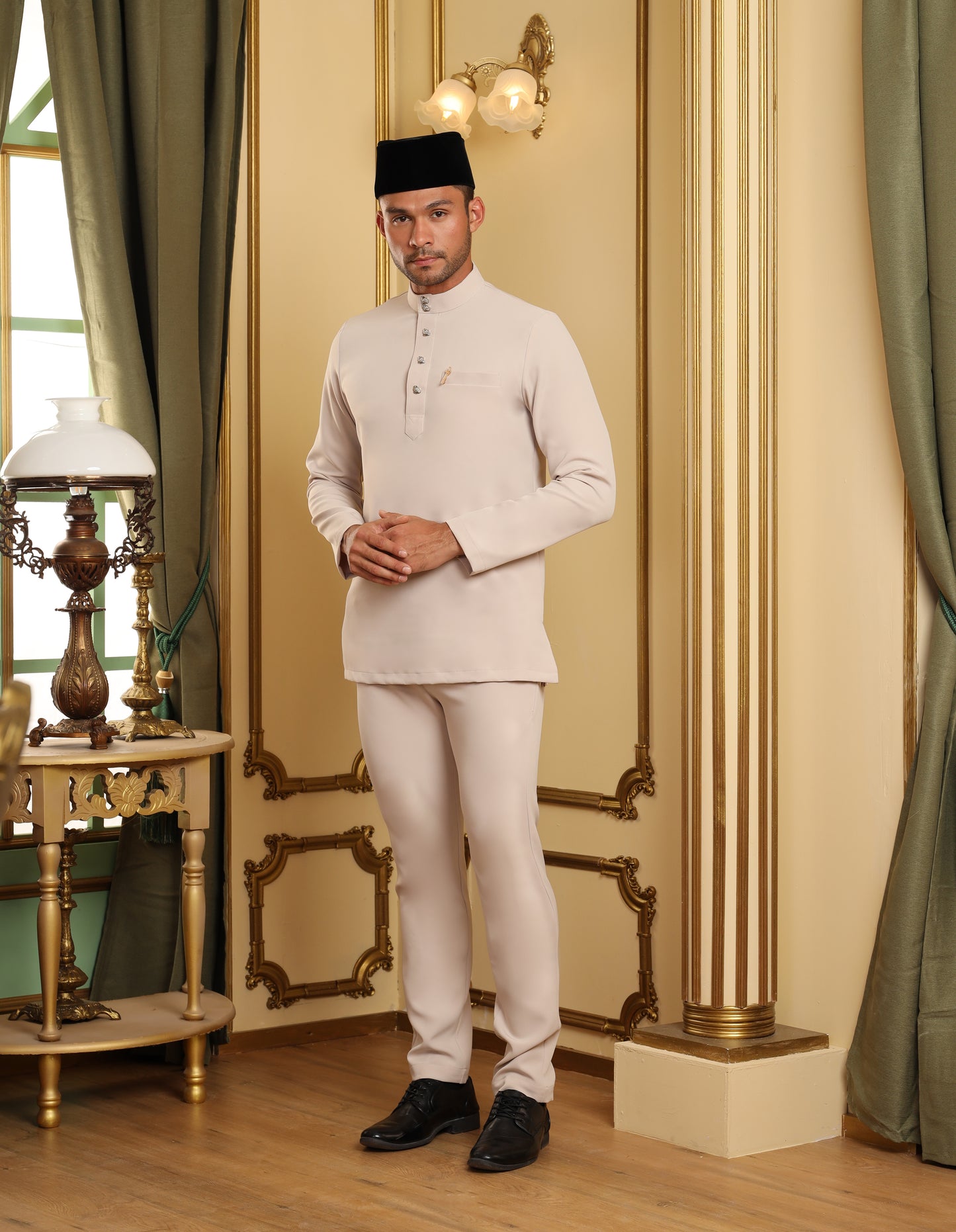 SOULTAN BAJU MELAYU (CHAMPAGNE)