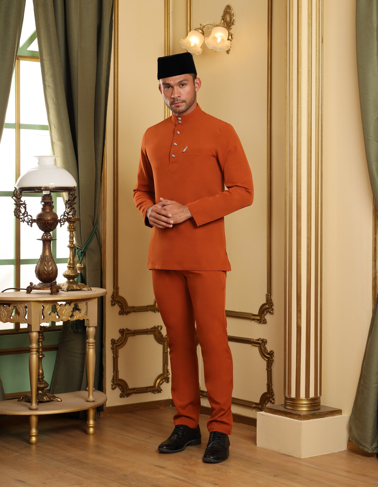 SOULTAN BAJU MELAYU (BRICK ORANGE)