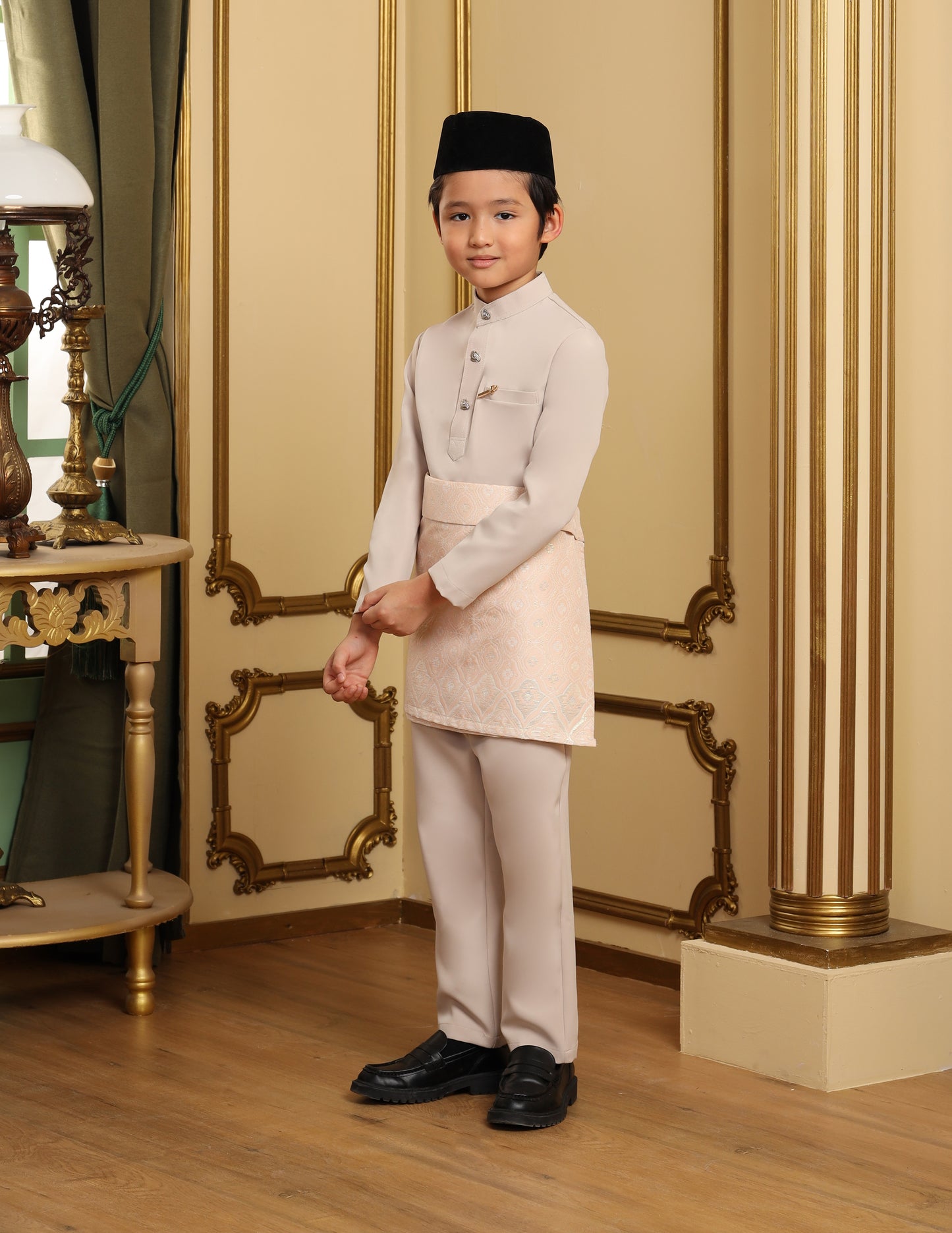 MINOR DEFECT SOULTAN BAJU MELAYU FOR KIDS (CHAMPAGNE)