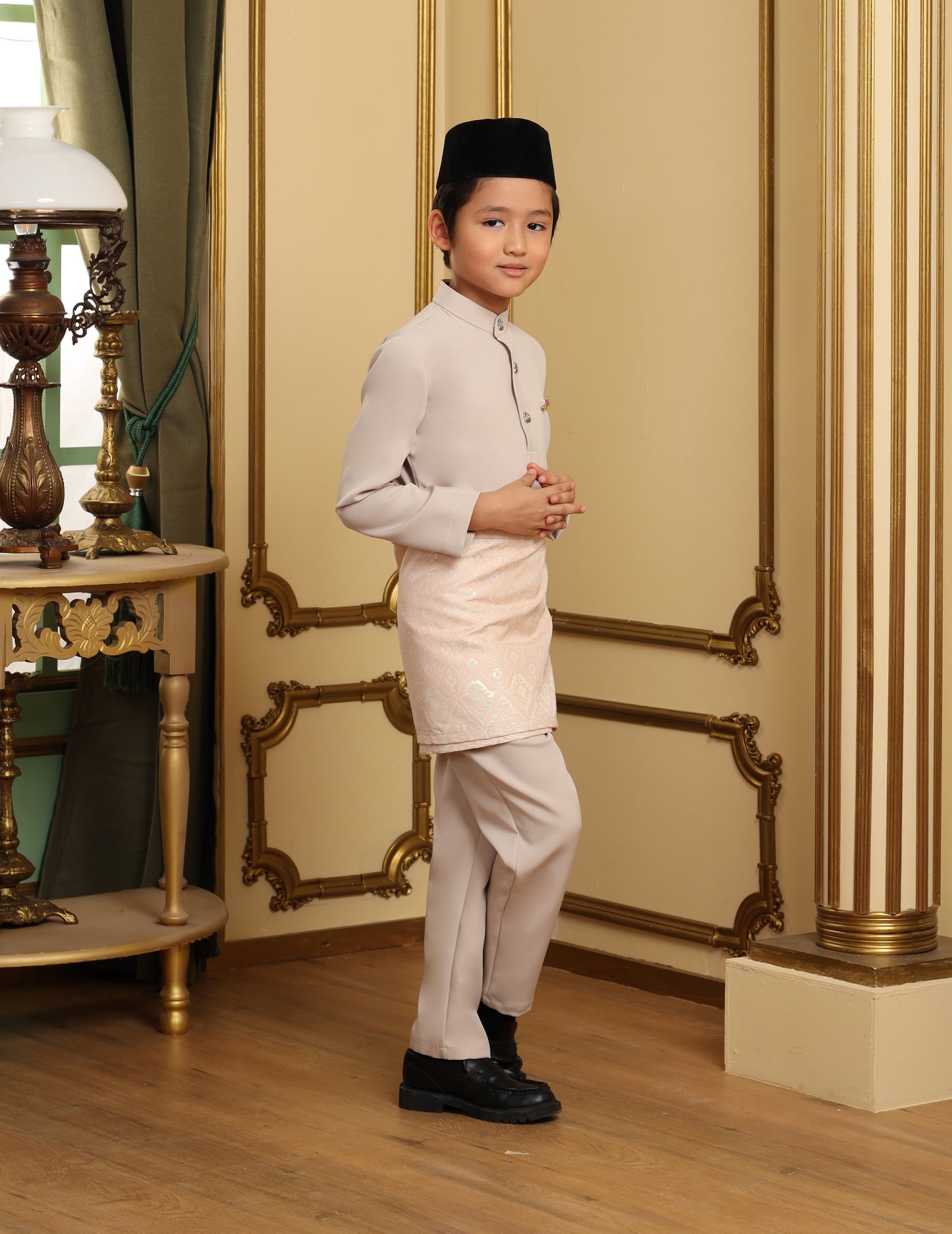 MINOR DEFECT SOULTAN BAJU MELAYU FOR KIDS (CHAMPAGNE)