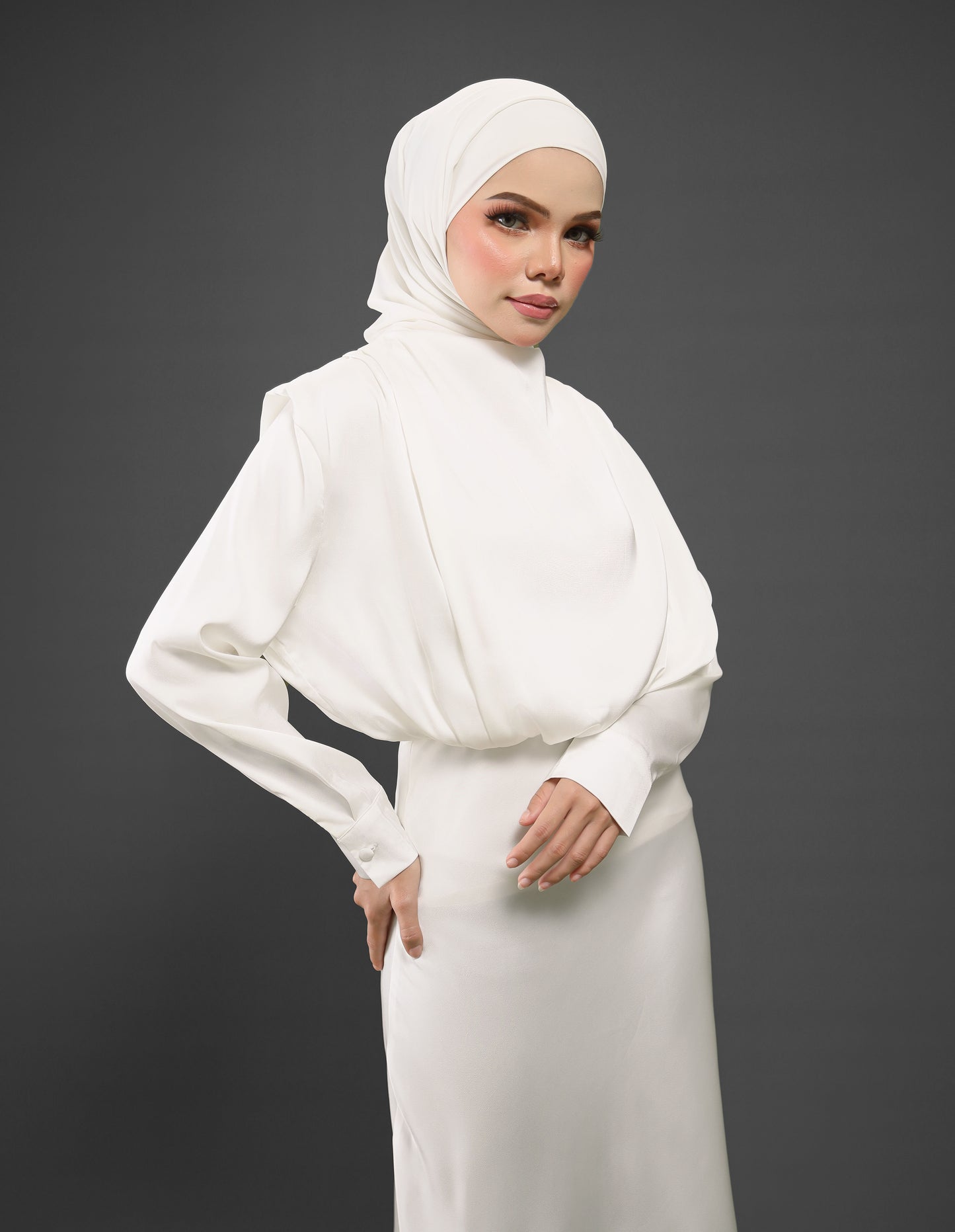 LAURENT DRESS (OFF WHITE)