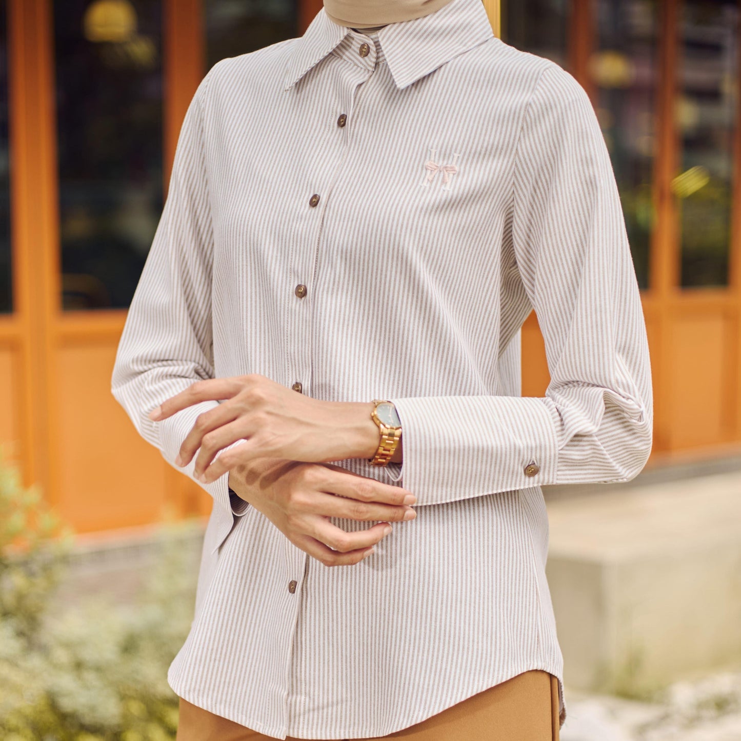 CLORA STRIPES SHIRT (NUDE)