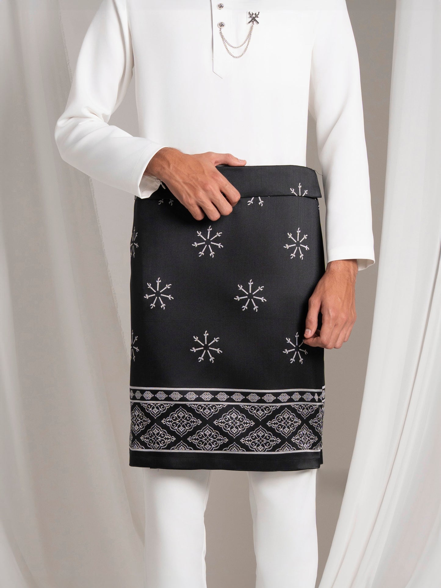 SAMPING BENDAHARA (BLACK SILVER)