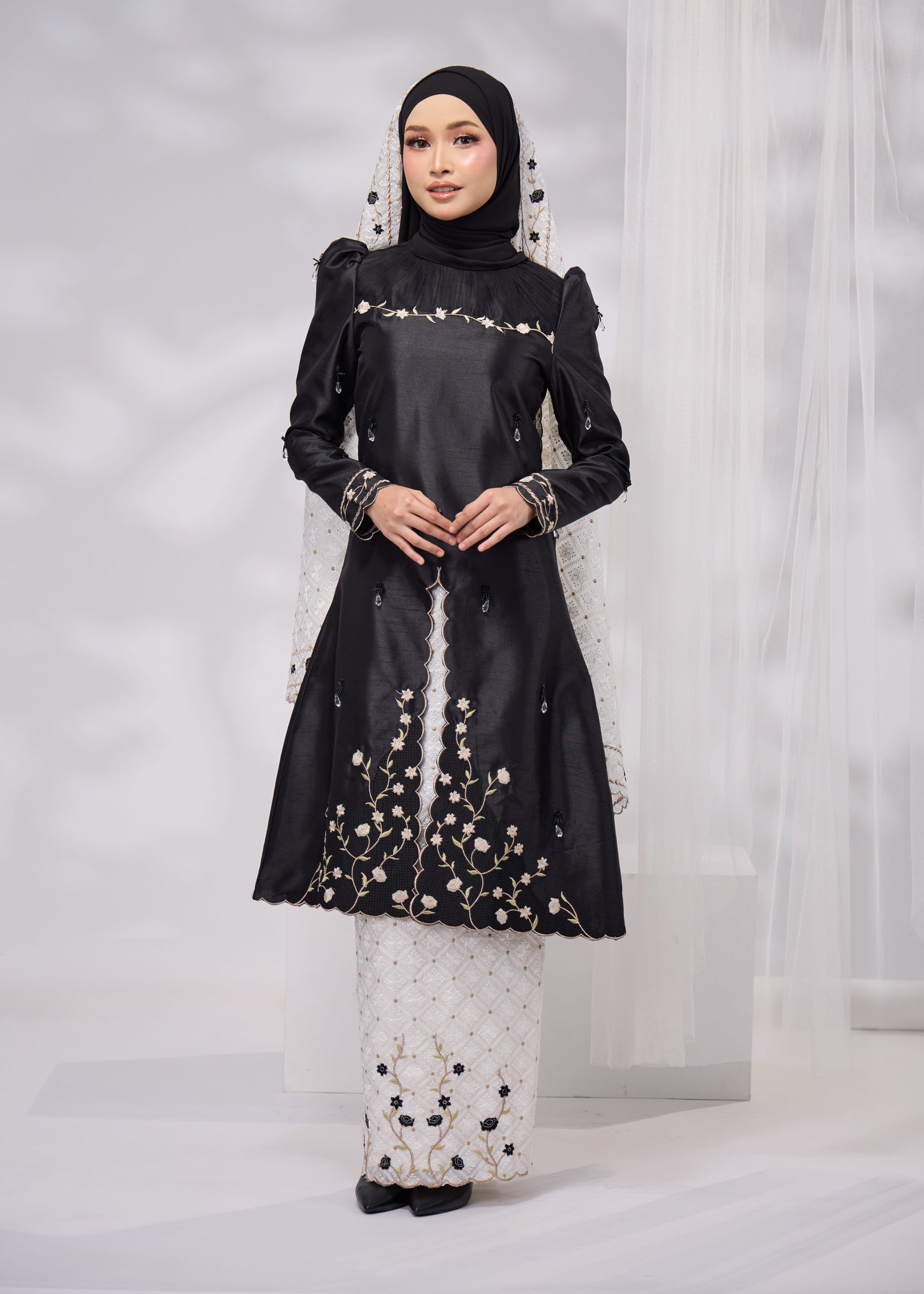 ALANNA KURUNG (BLACK)