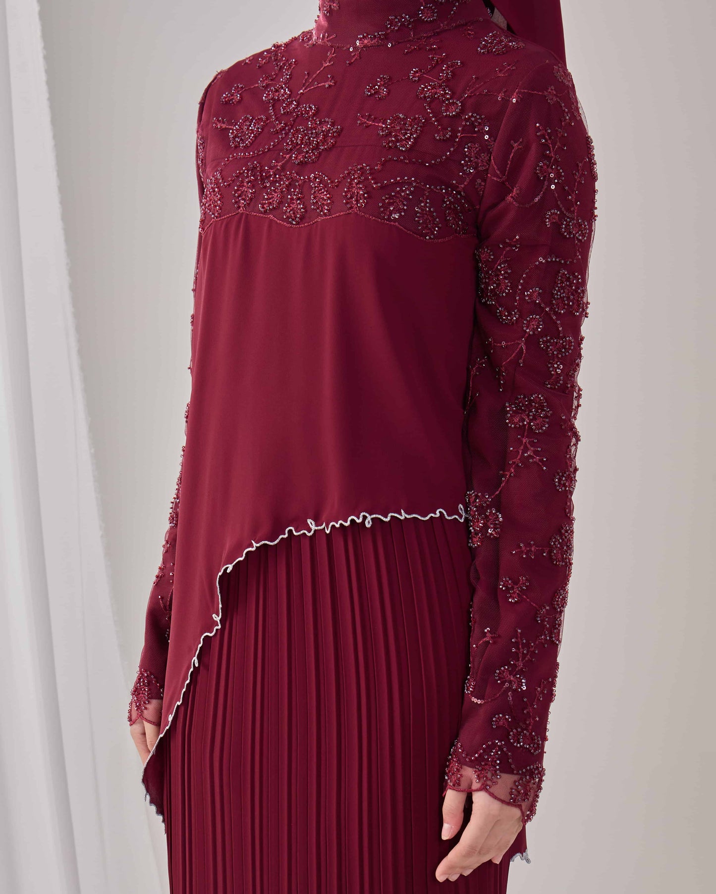 EMARA KURUNG (BURGUNDY)