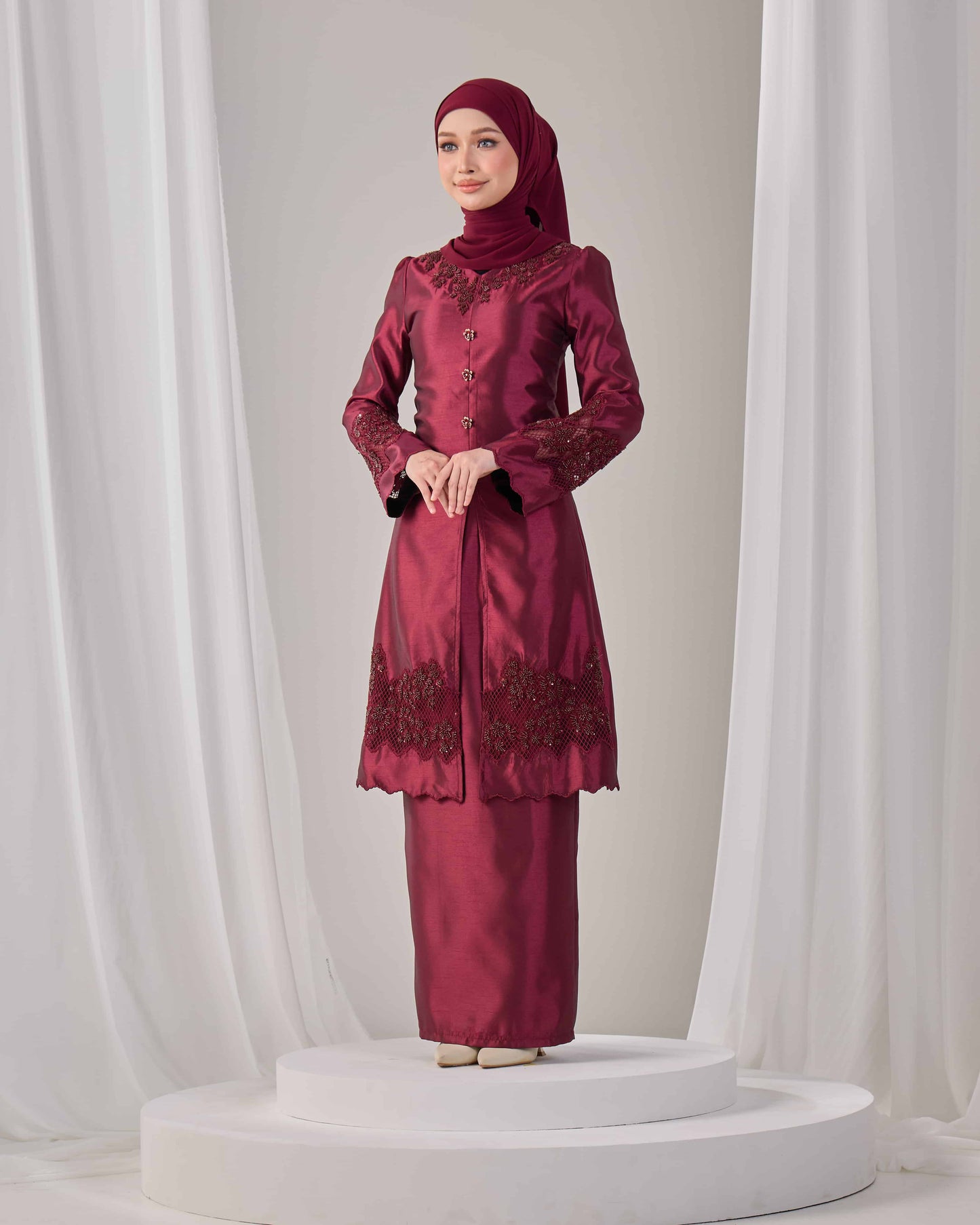 SERAYA KURUNG (BURGUNDY)
