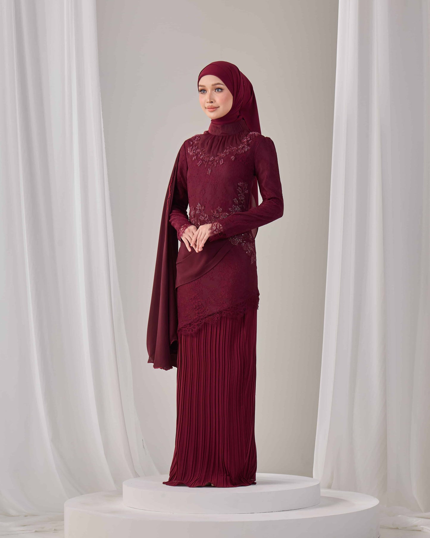 AYSEL KURUNG (BURGUNDY)