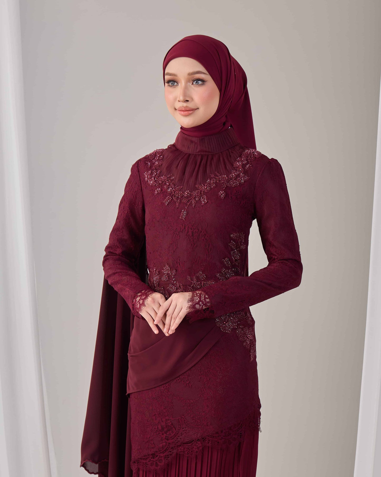 AYSEL KURUNG (BURGUNDY)